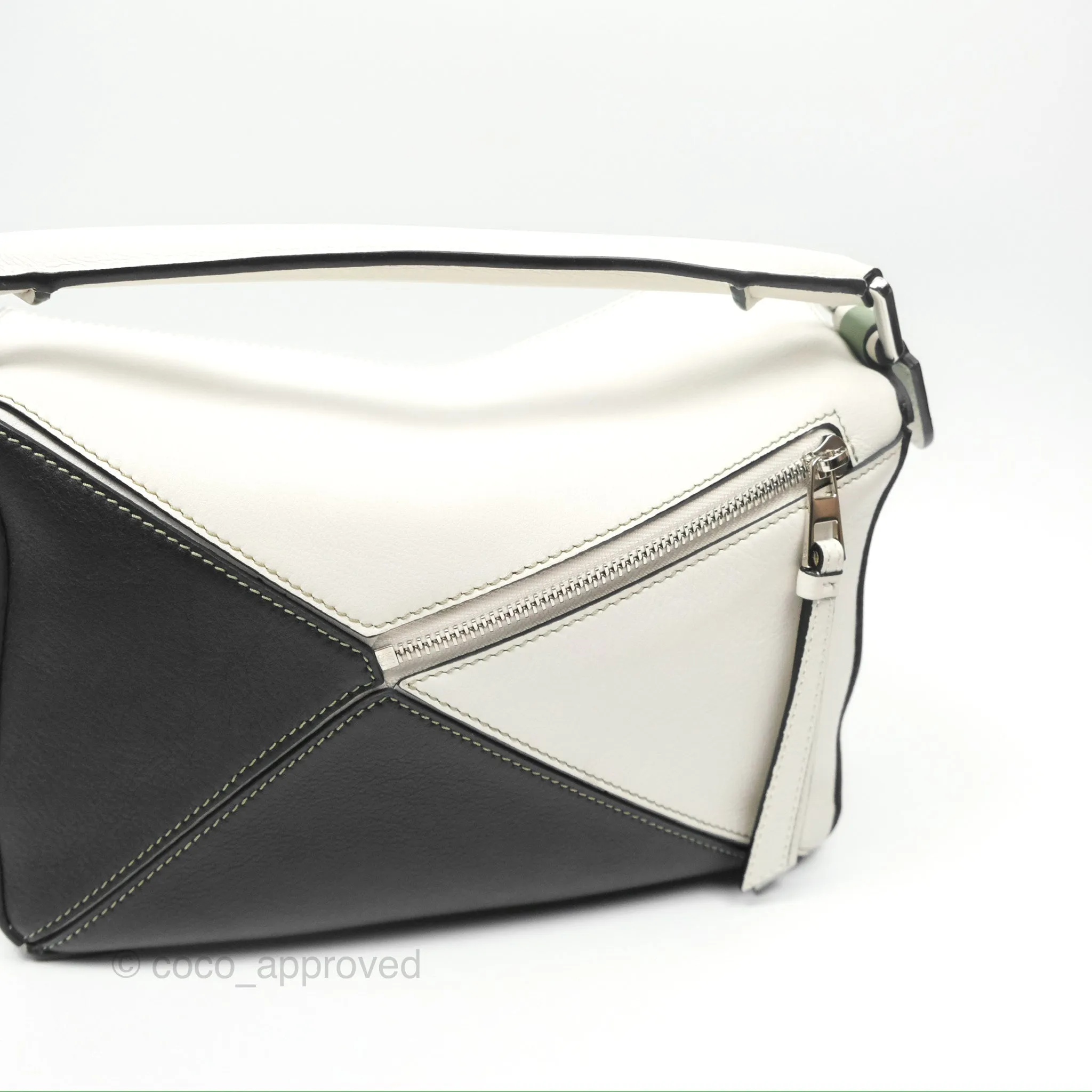 Loewe Small Puzzle Bag Soft White/ Rosemary Calfskin Silver Hardware