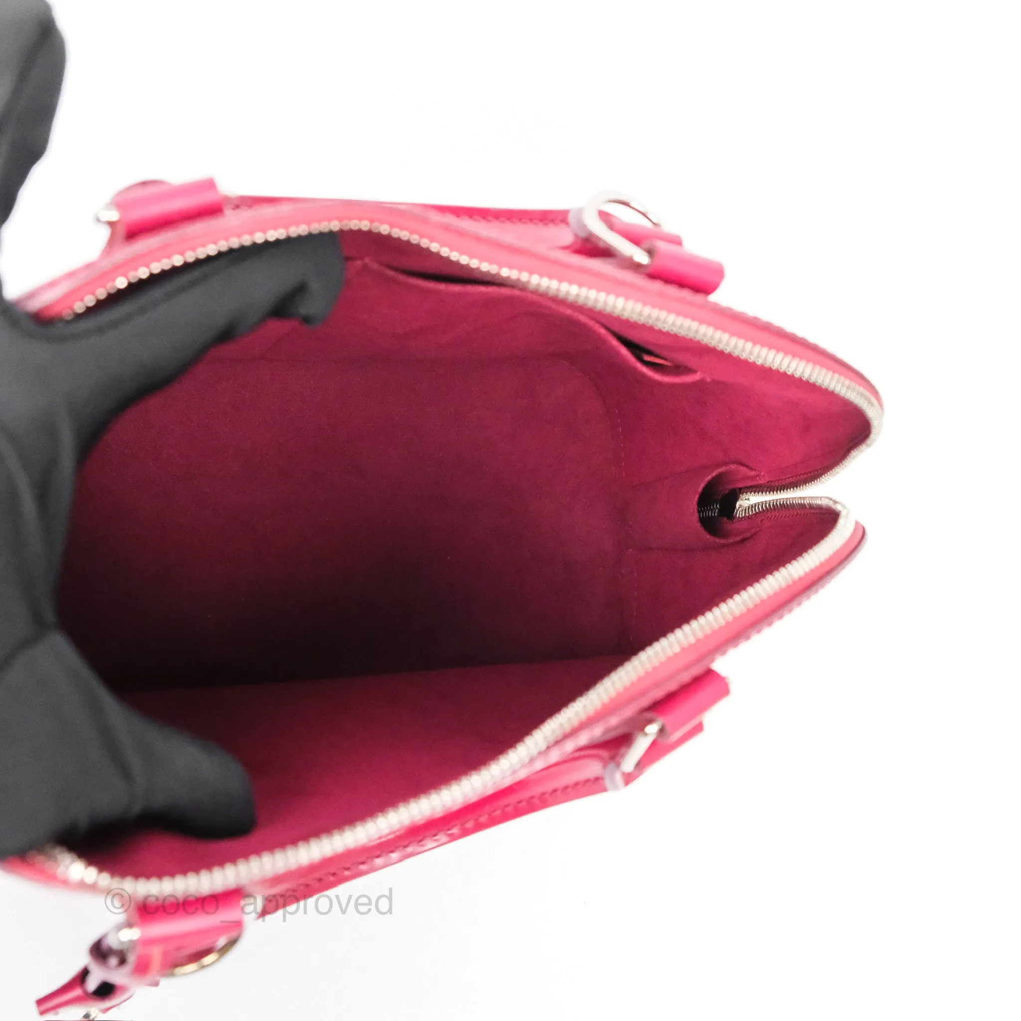 Louis Vuitton Alma PM Fuchsia Epi