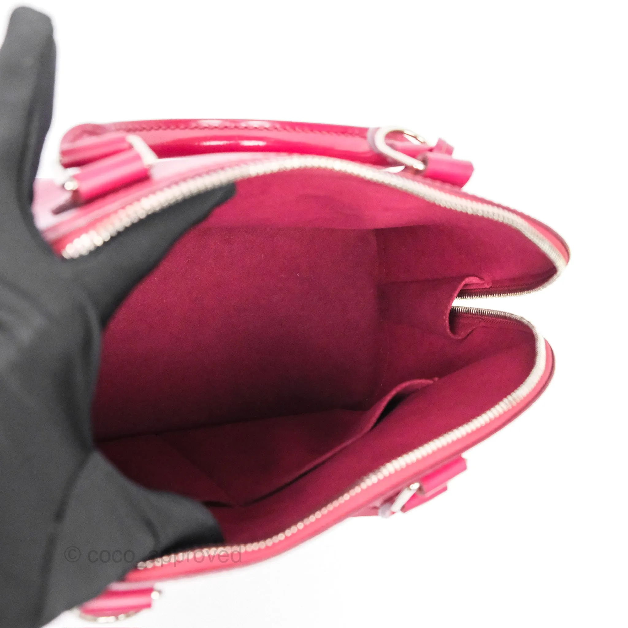 Louis Vuitton Alma PM Fuchsia Epi