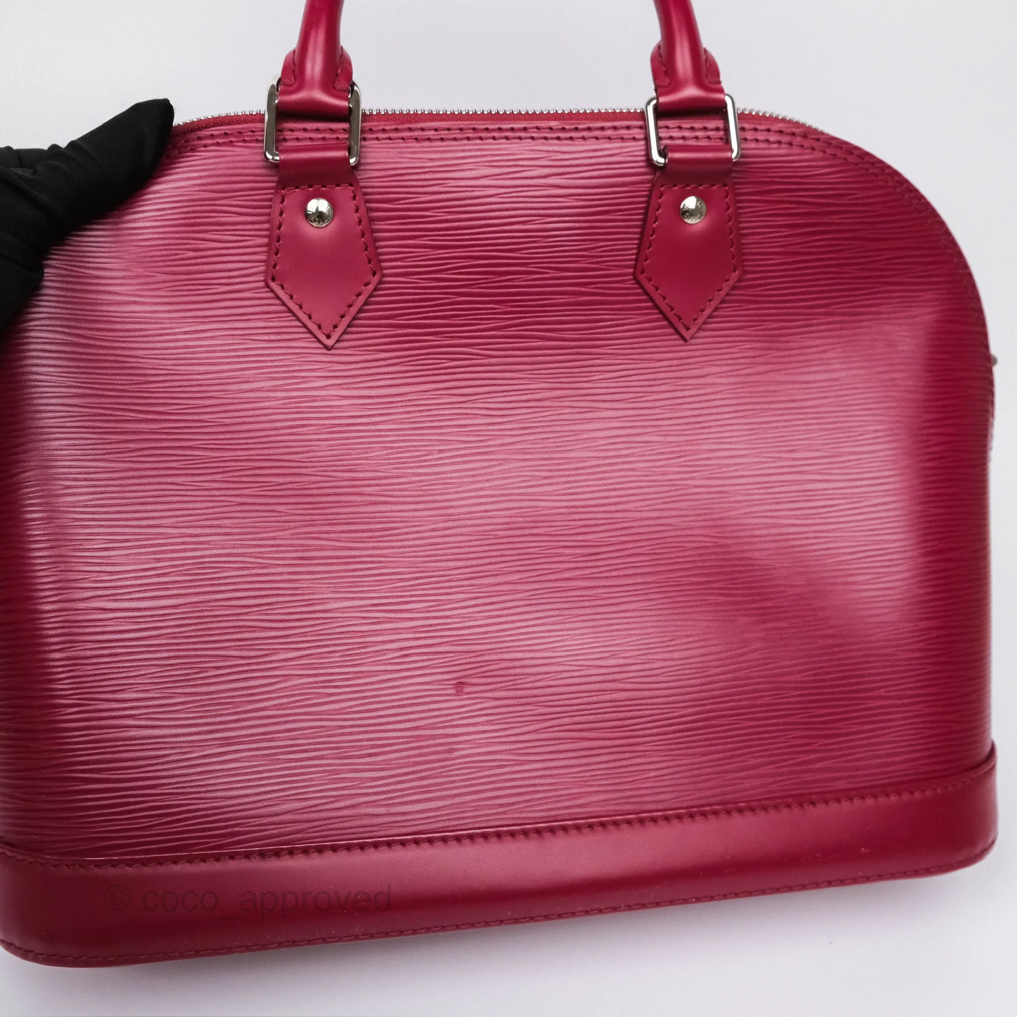 Louis Vuitton Alma PM Fuchsia Epi