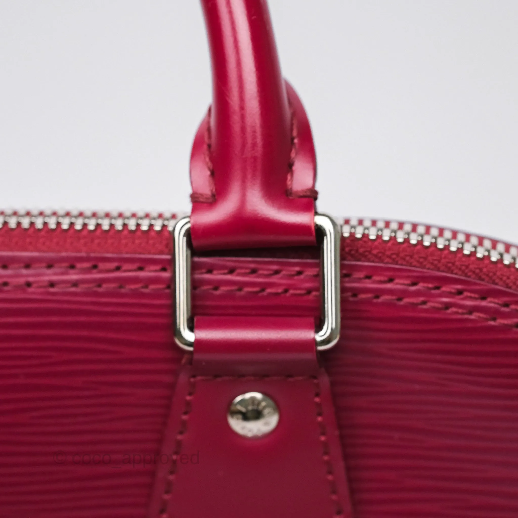Louis Vuitton Alma PM Fuchsia Epi