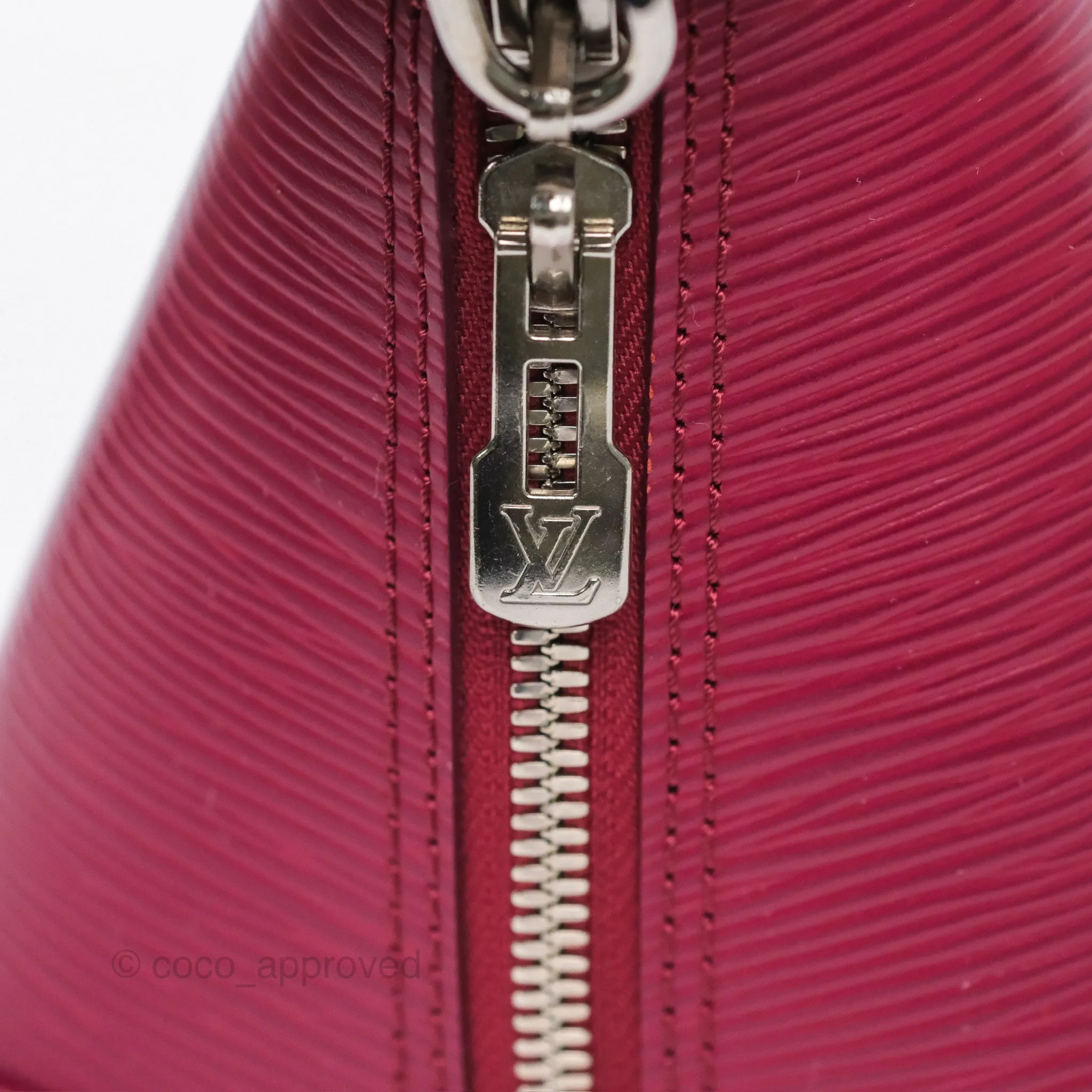 Louis Vuitton Alma PM Fuchsia Epi