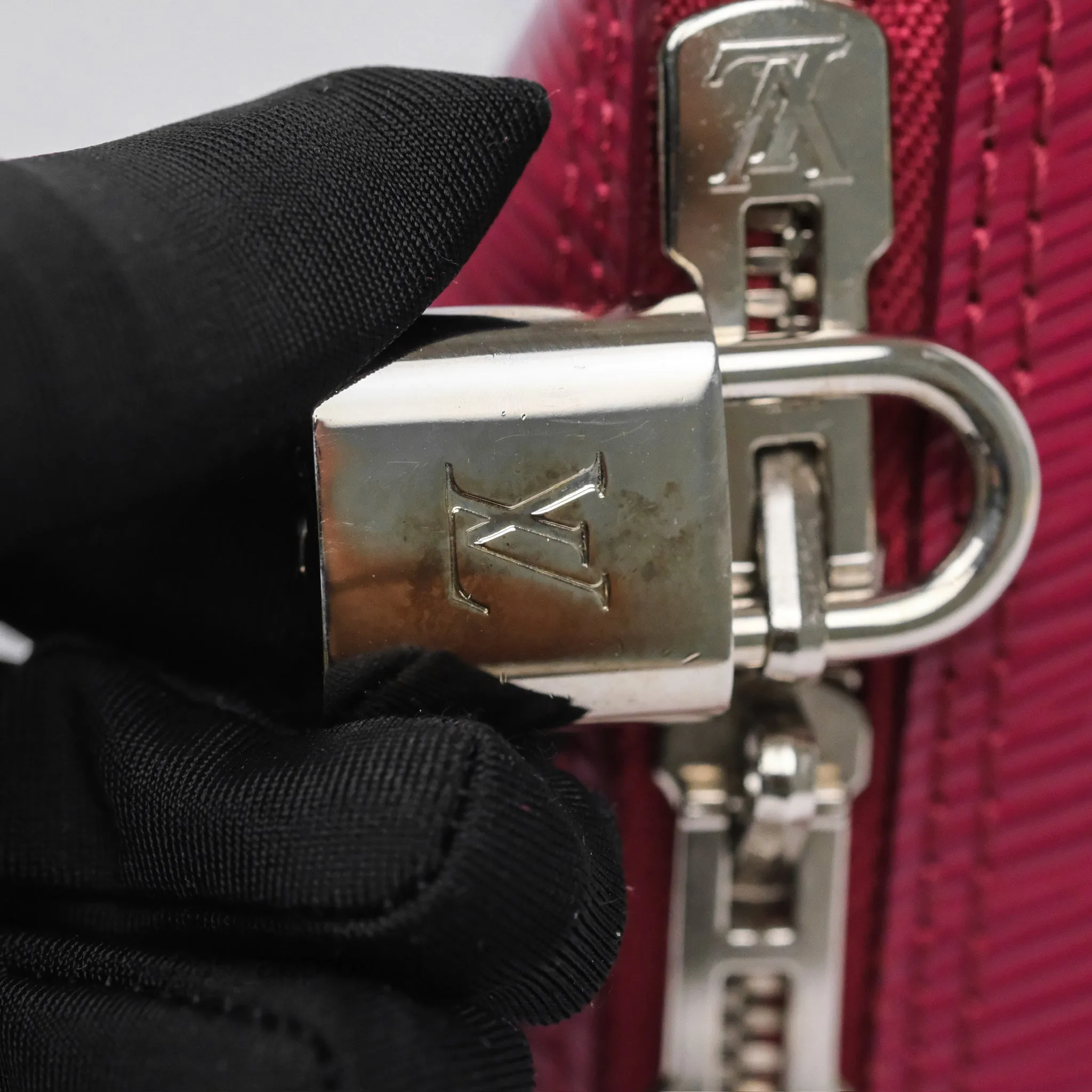 Louis Vuitton Alma PM Fuchsia Epi