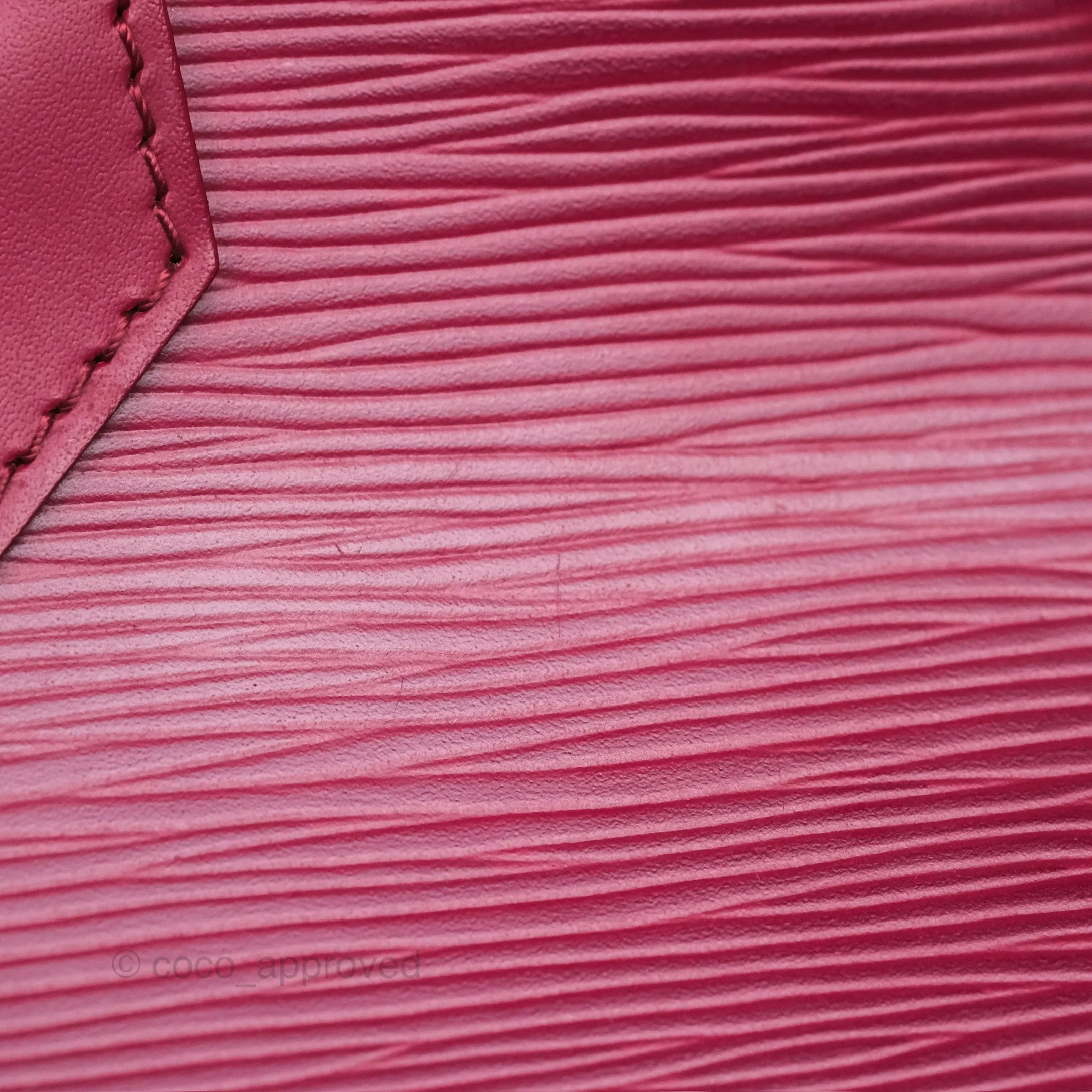 Louis Vuitton Alma PM Fuchsia Epi