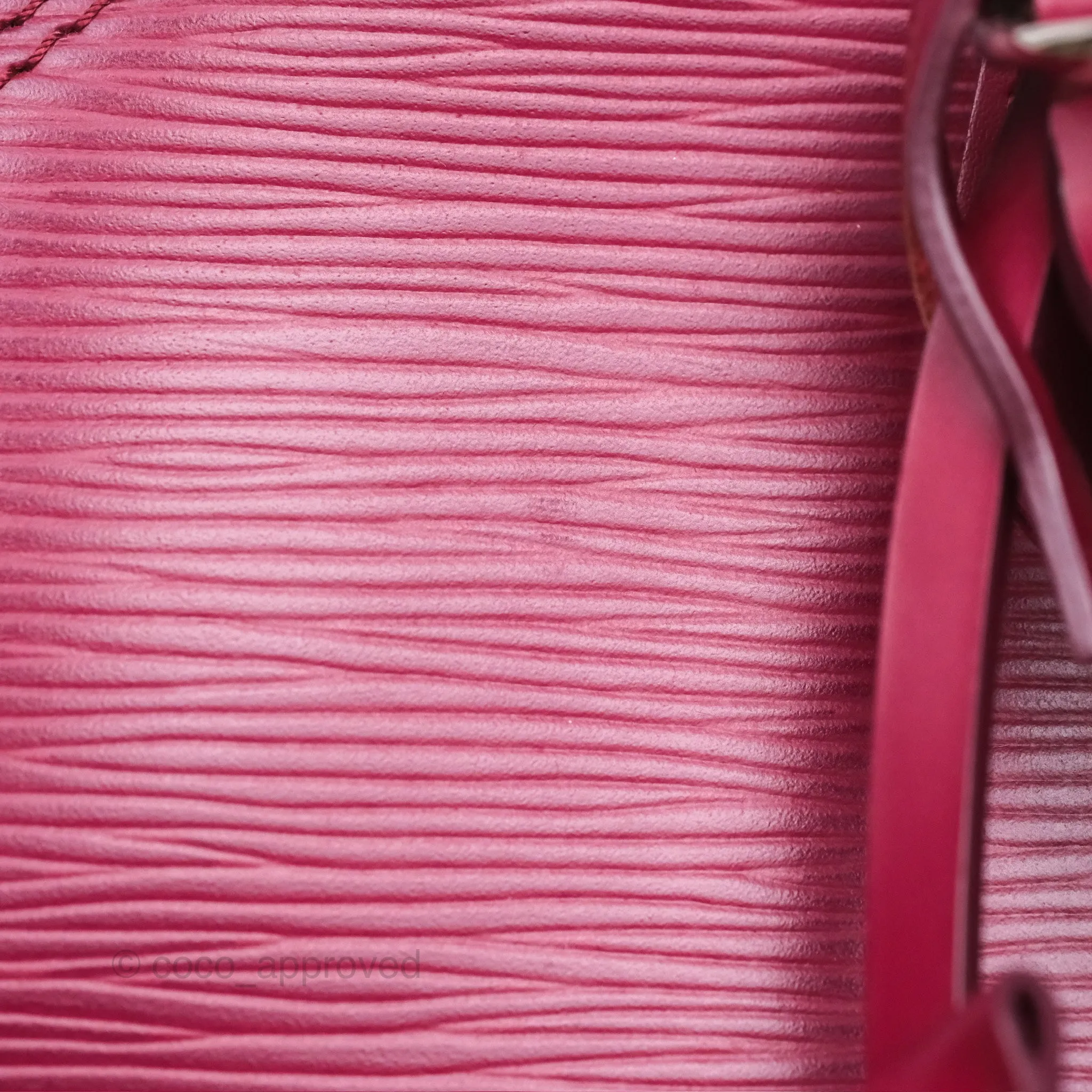 Louis Vuitton Alma PM Fuchsia Epi