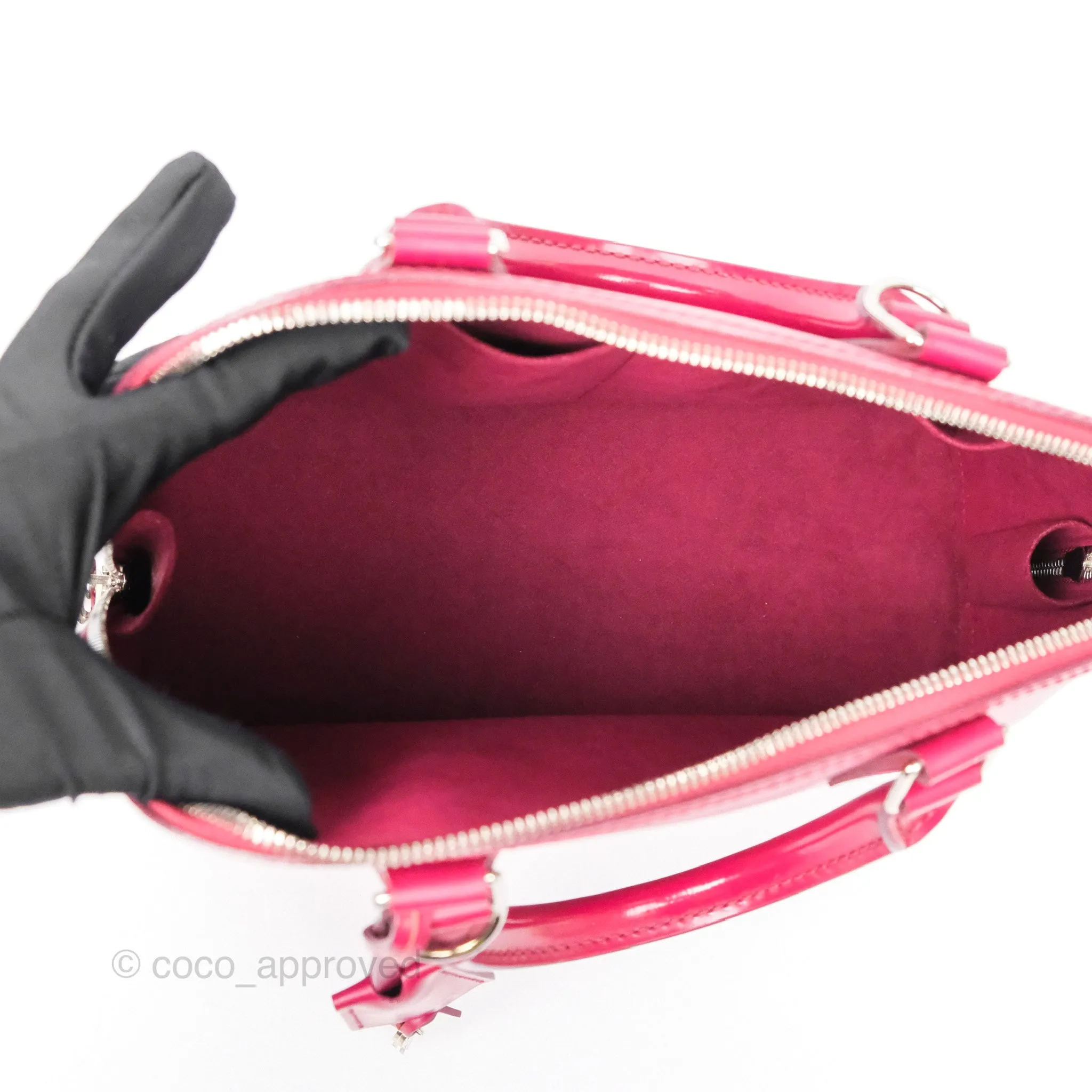 Louis Vuitton Alma PM Fuchsia Epi