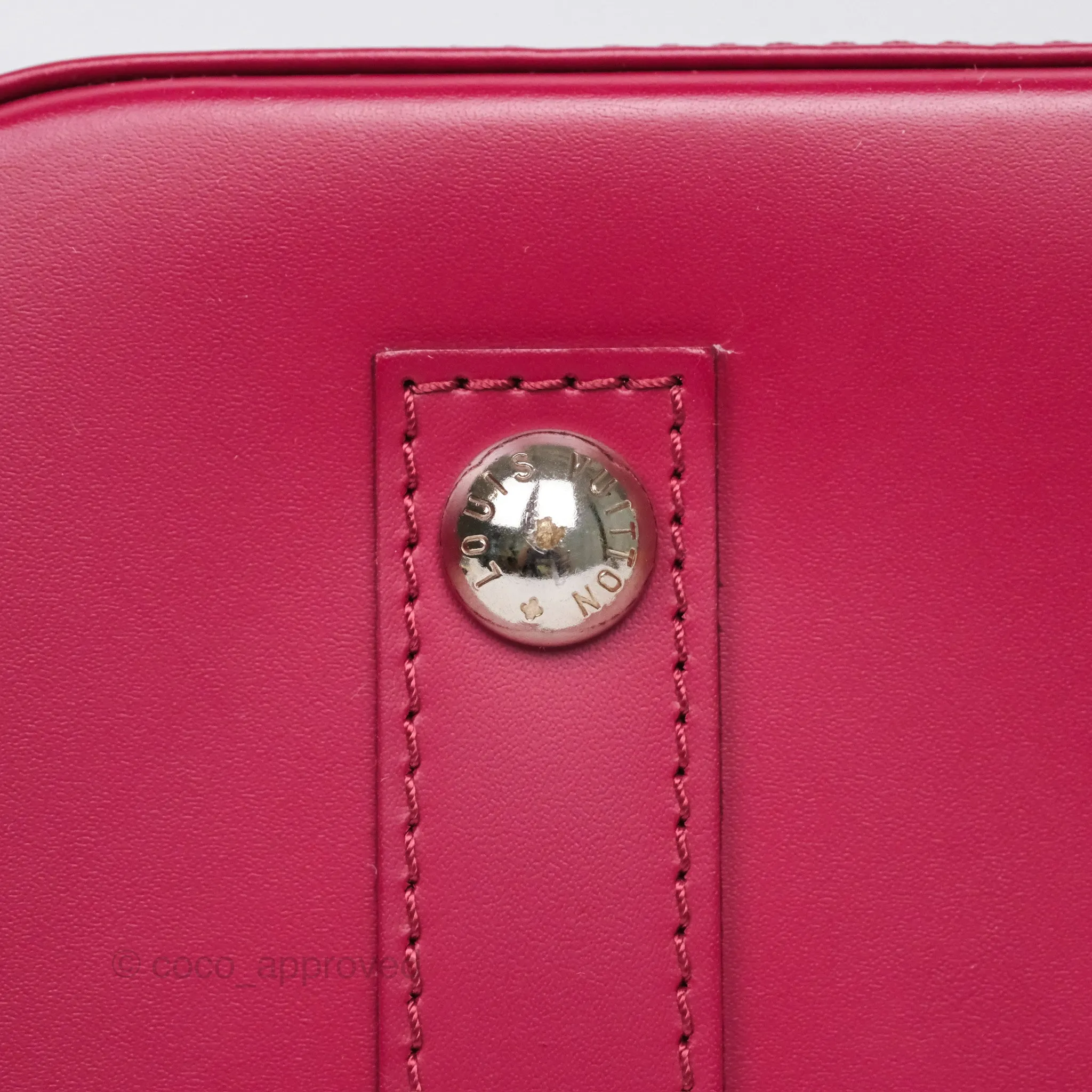 Louis Vuitton Alma PM Fuchsia Epi