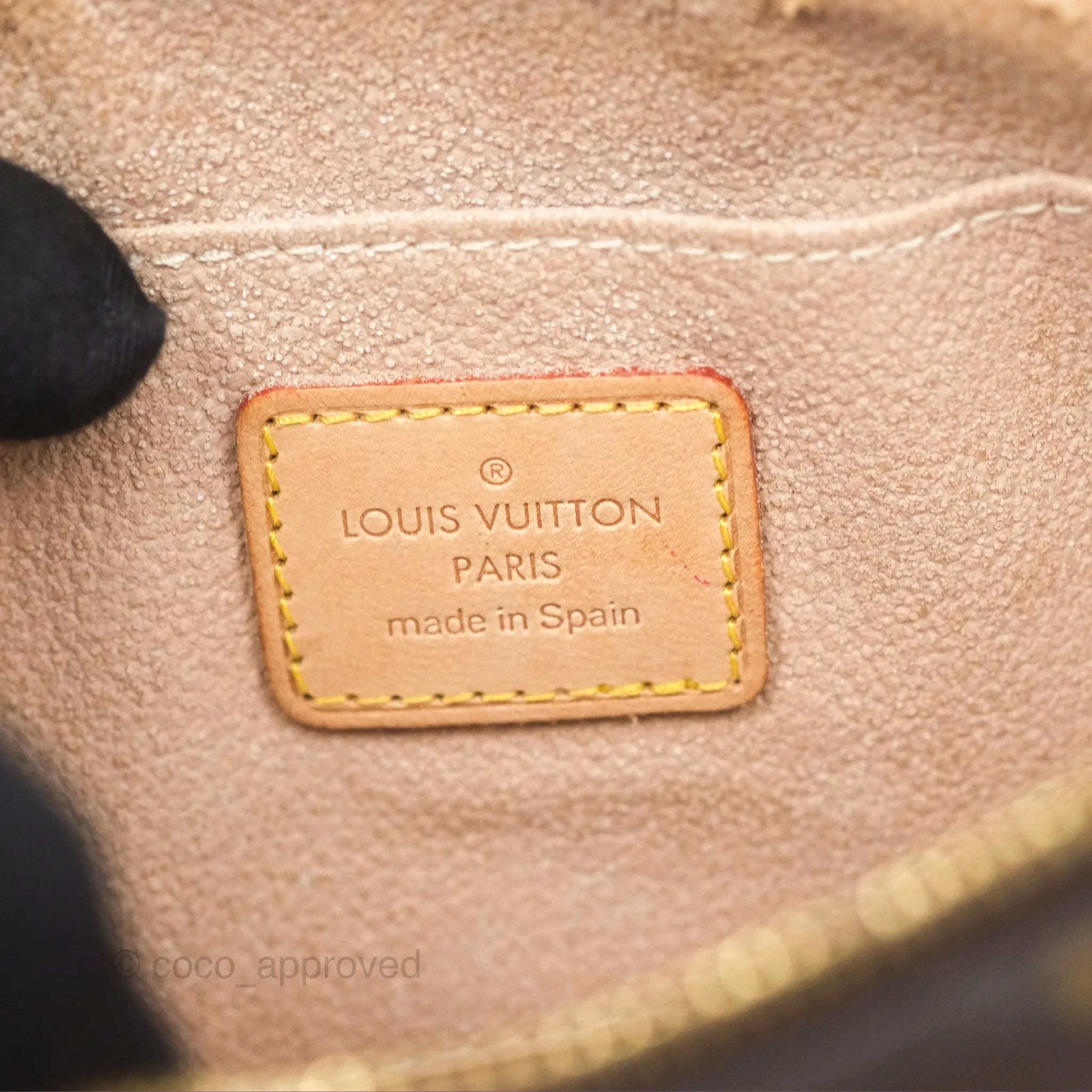 Louis Vuitton Cosmetic Pouch Monogram Canvas