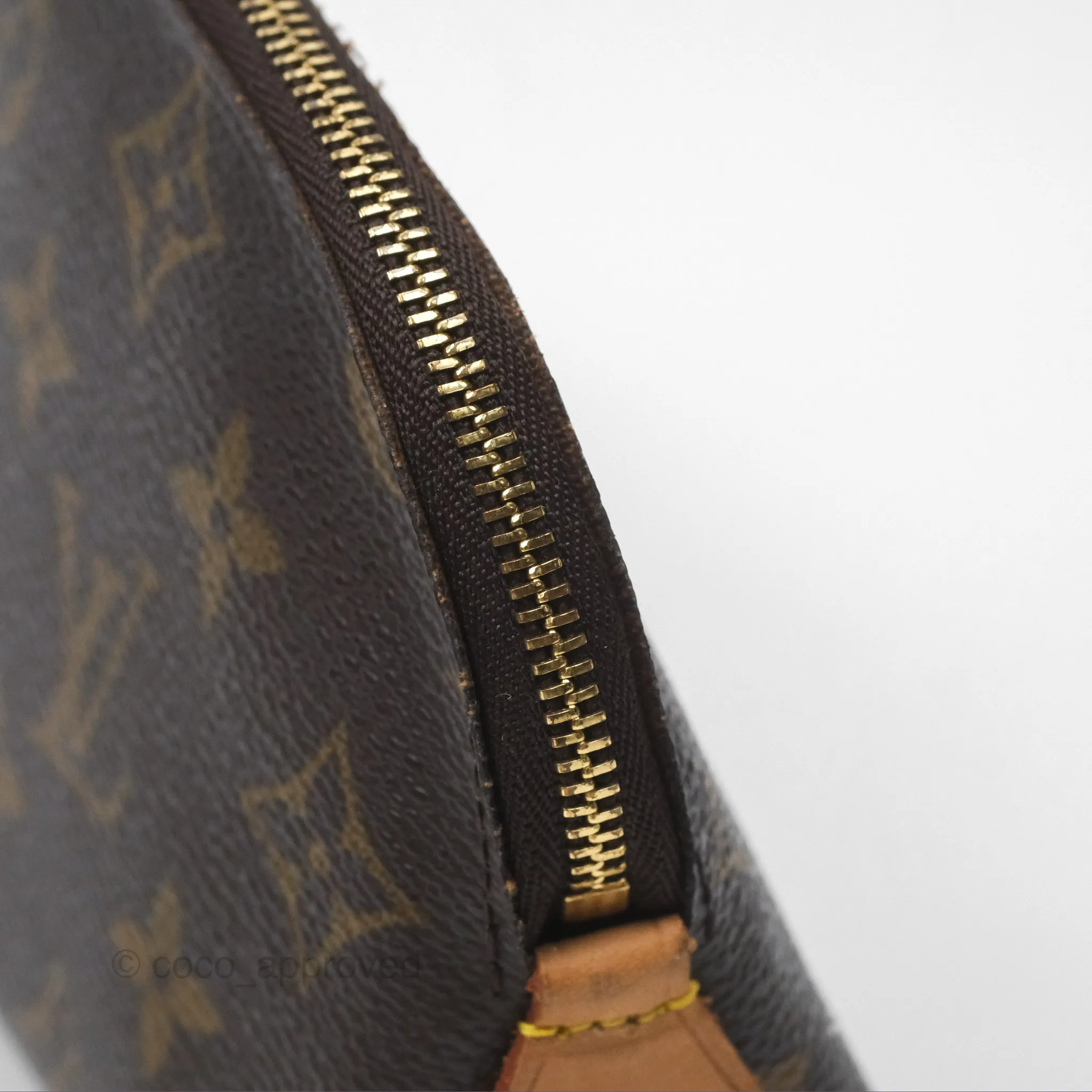 Louis Vuitton Cosmetic Pouch Monogram Canvas