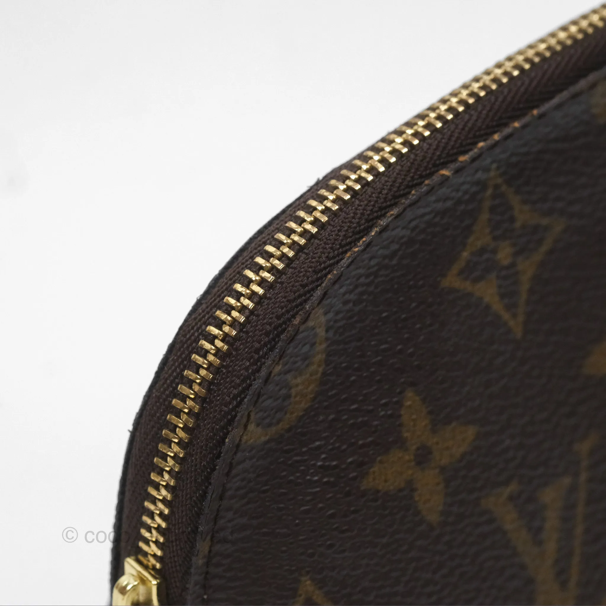 Louis Vuitton Cosmetic Pouch Monogram Canvas
