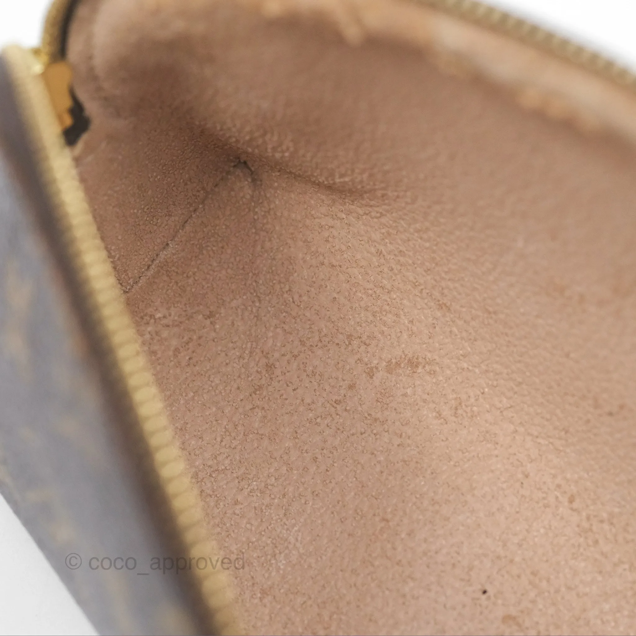 Louis Vuitton Cosmetic Pouch Monogram Canvas