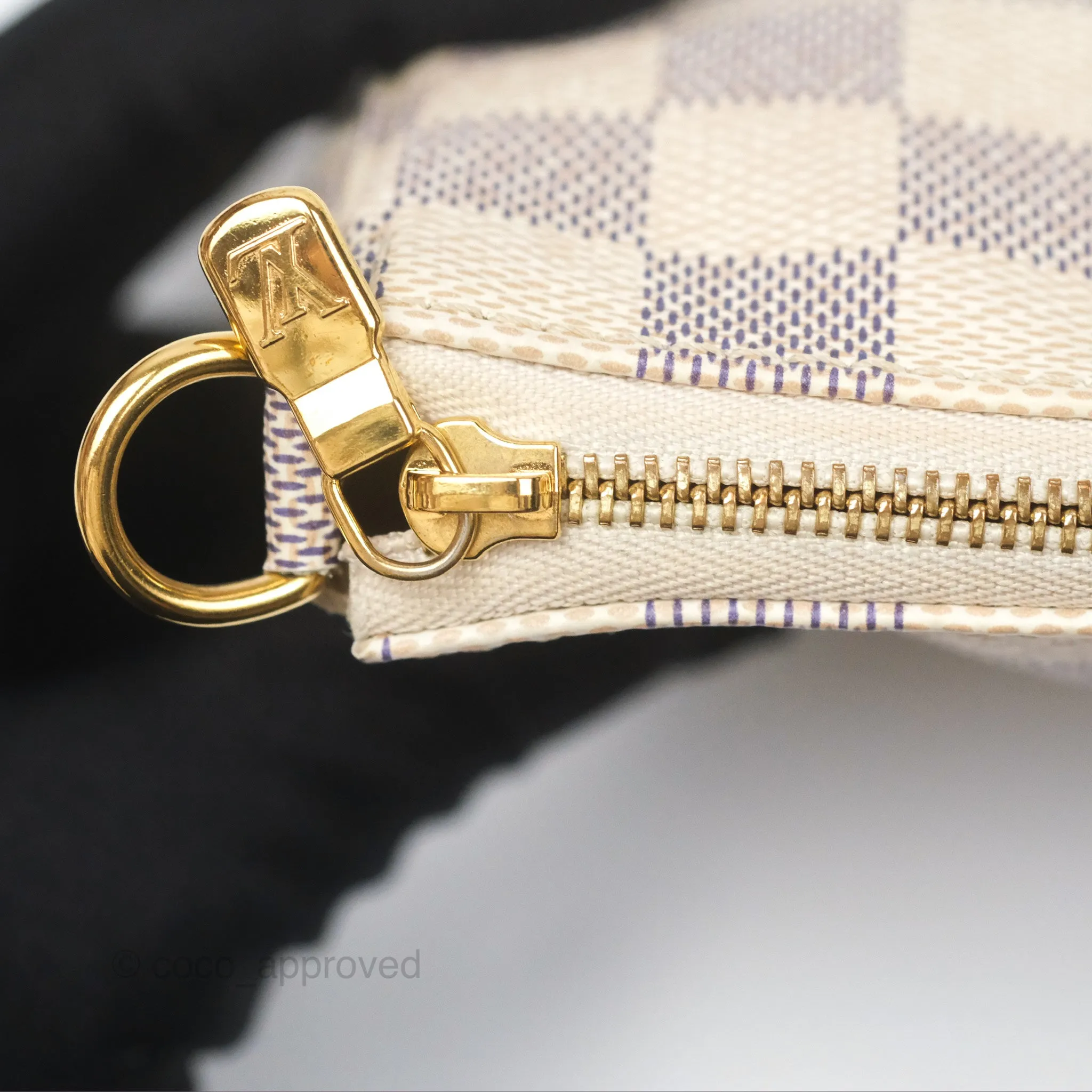 Louis Vuitton Damier Azur Pochette Accessories