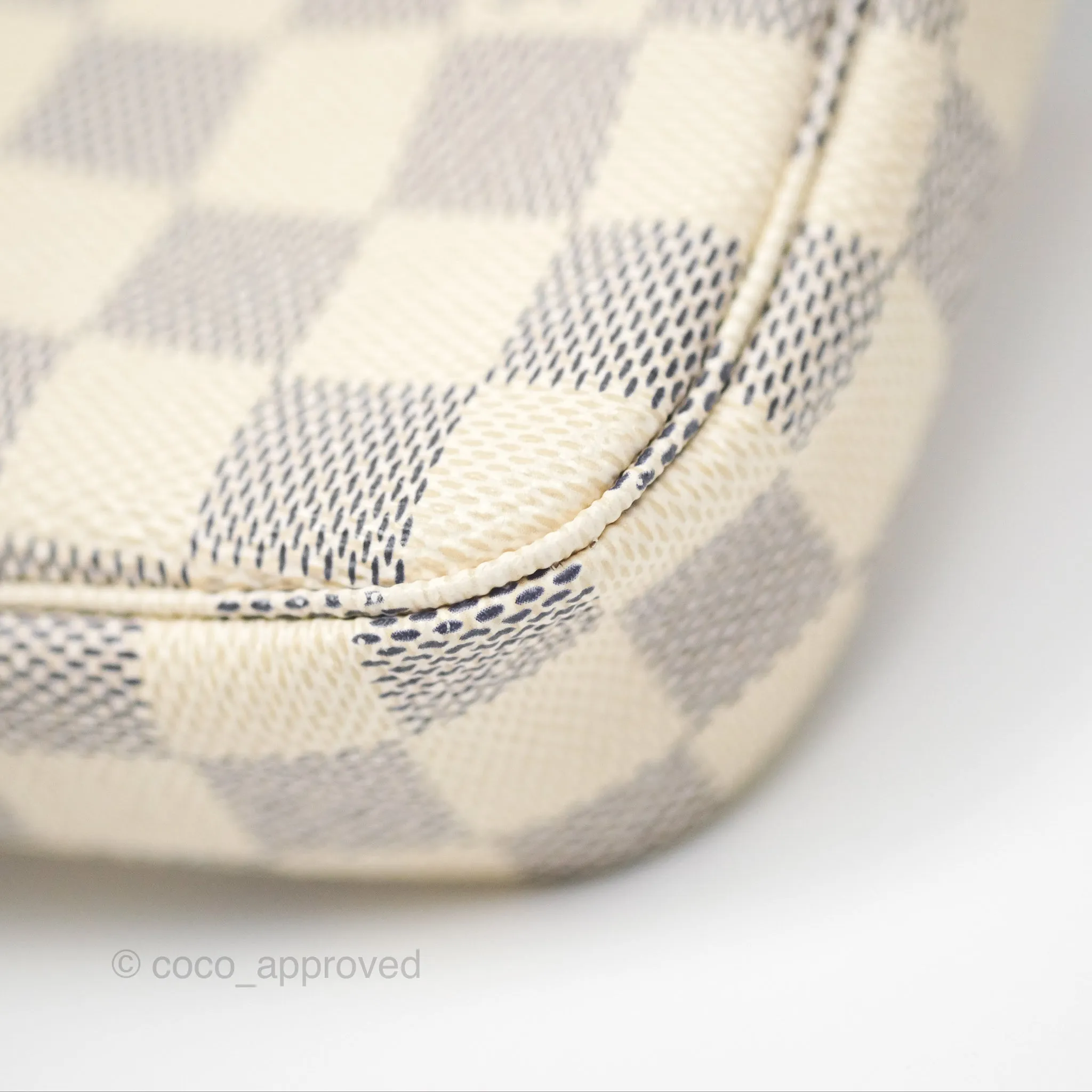 Louis Vuitton Damier Azur Pochette