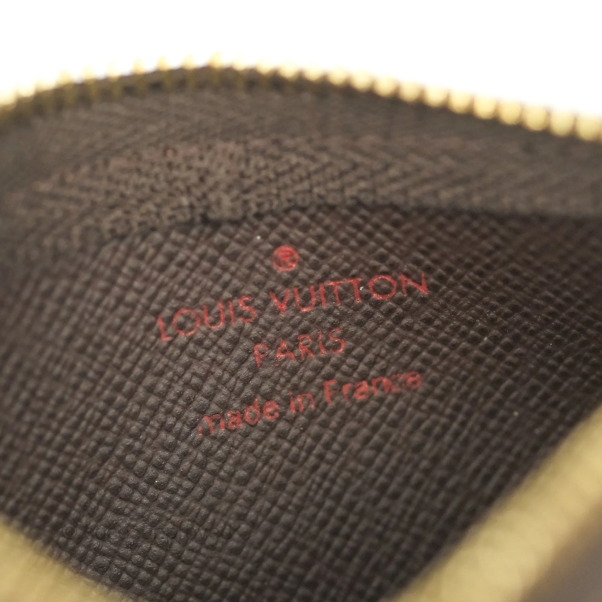 Louis Vuitton Damier Canvas Key Pouch Gold Hardware