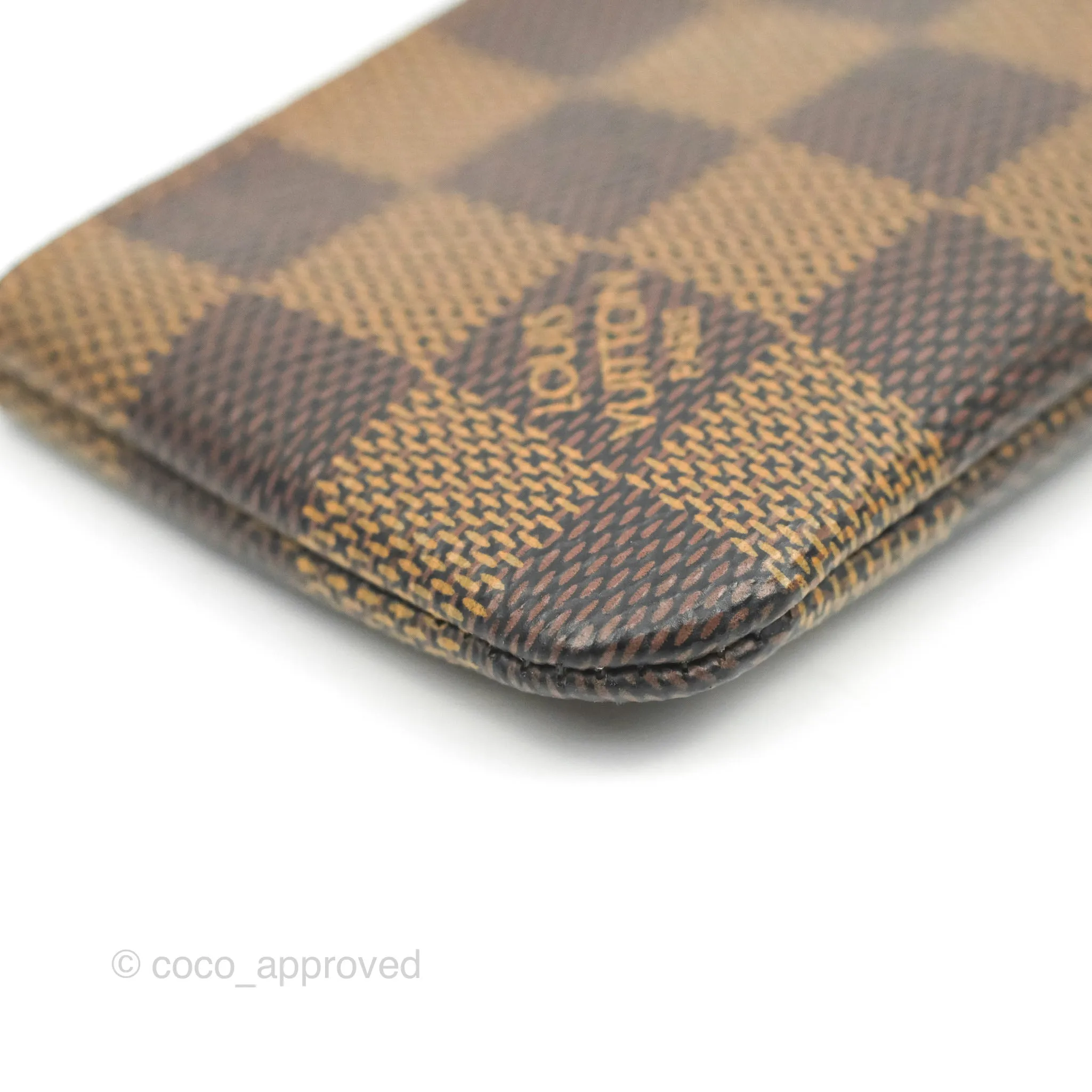 Louis Vuitton Damier Canvas Key Pouch Gold Hardware