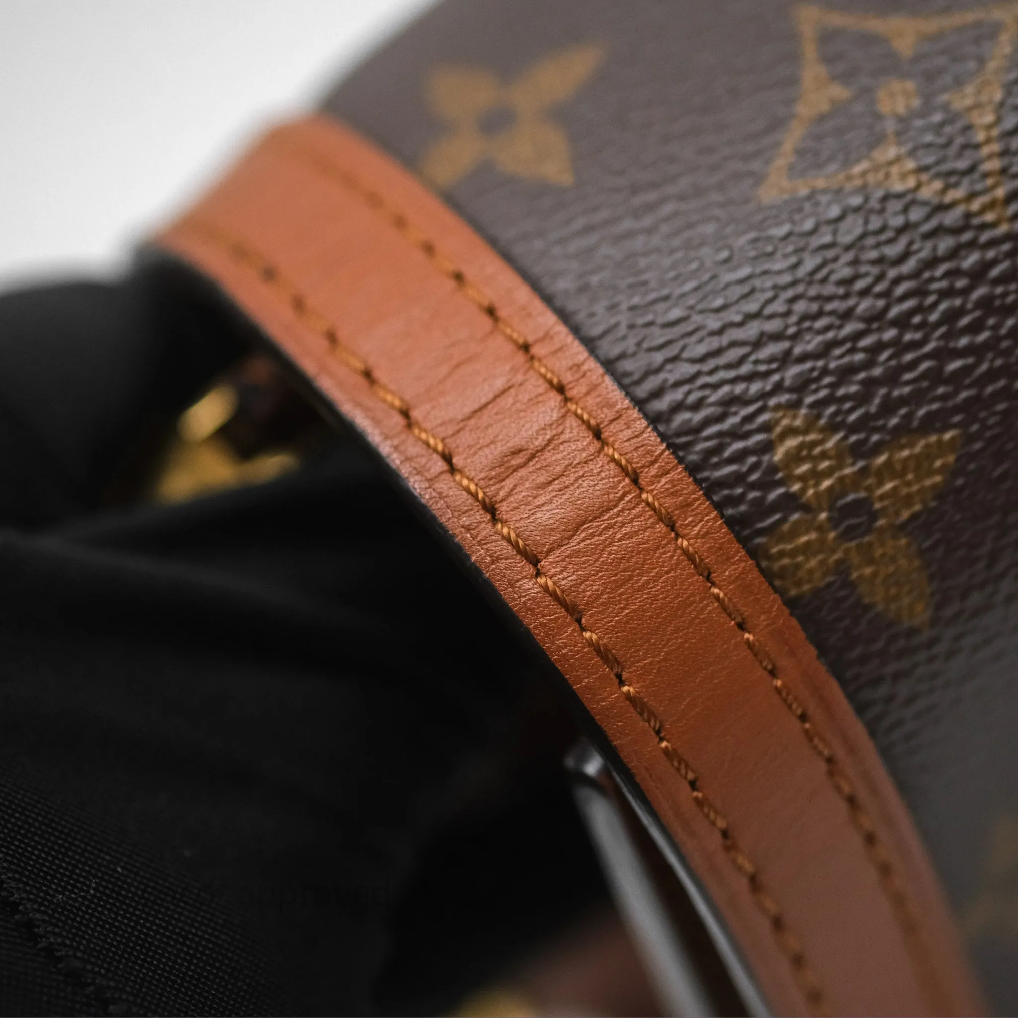 Louis Vuitton Dauphine Bag MM Monogram Canvas