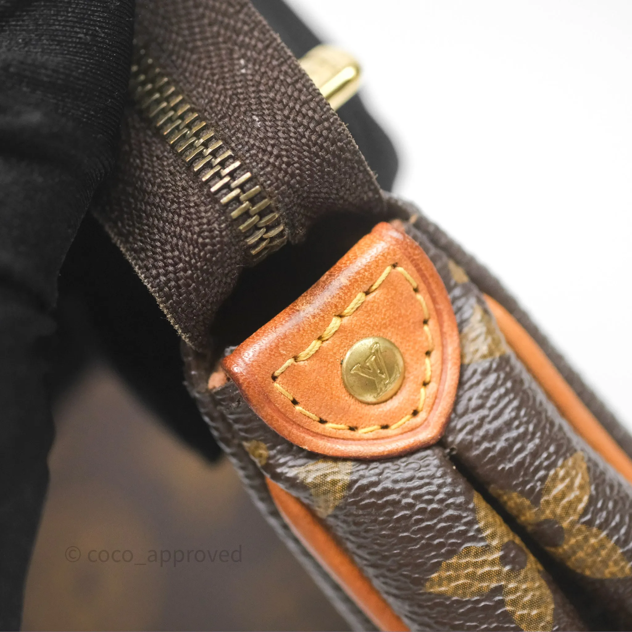 Louis Vuitton Eva Shoulder Bag Monogram Coated Canvas
