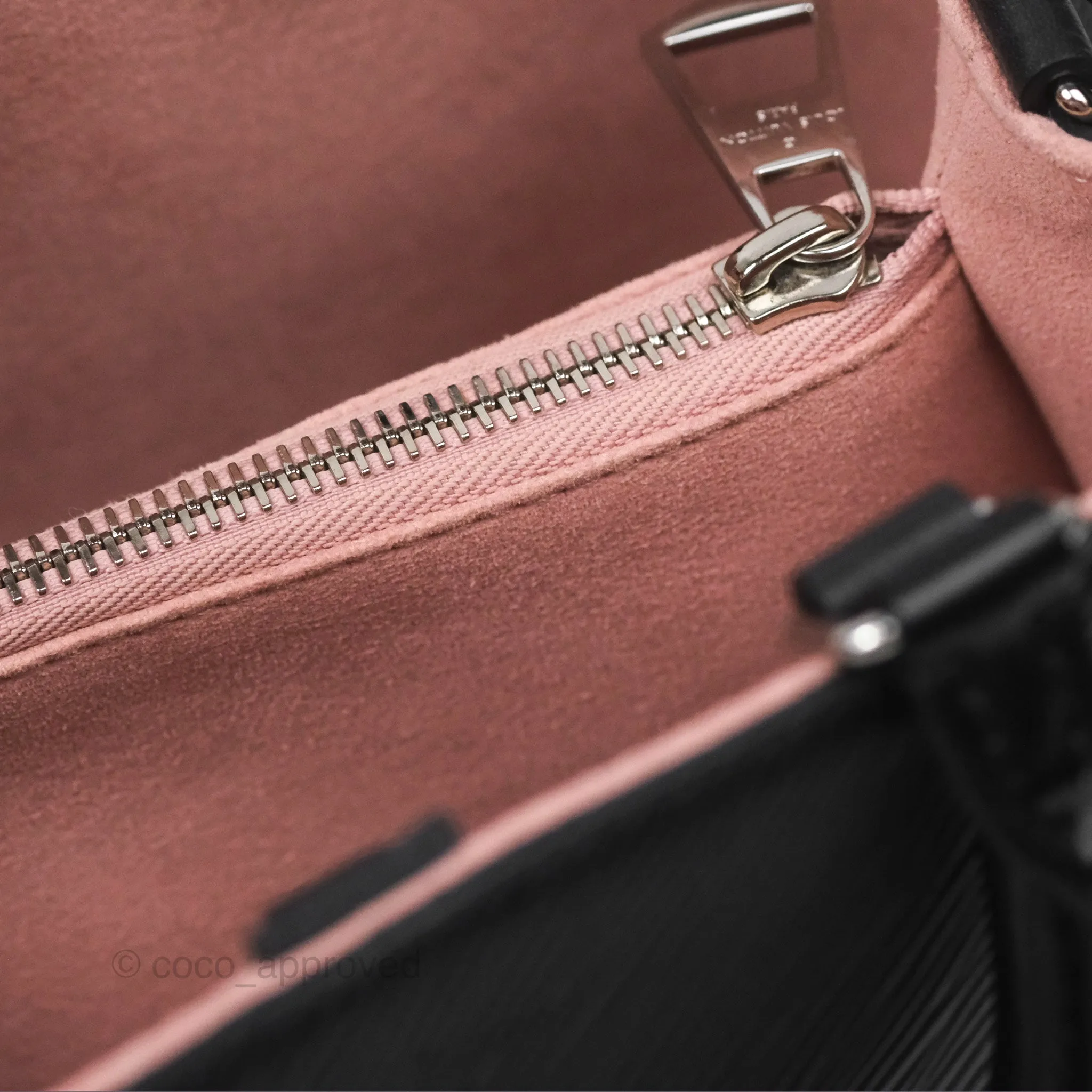 Louis Vuitton Marelle Tote BB Black
