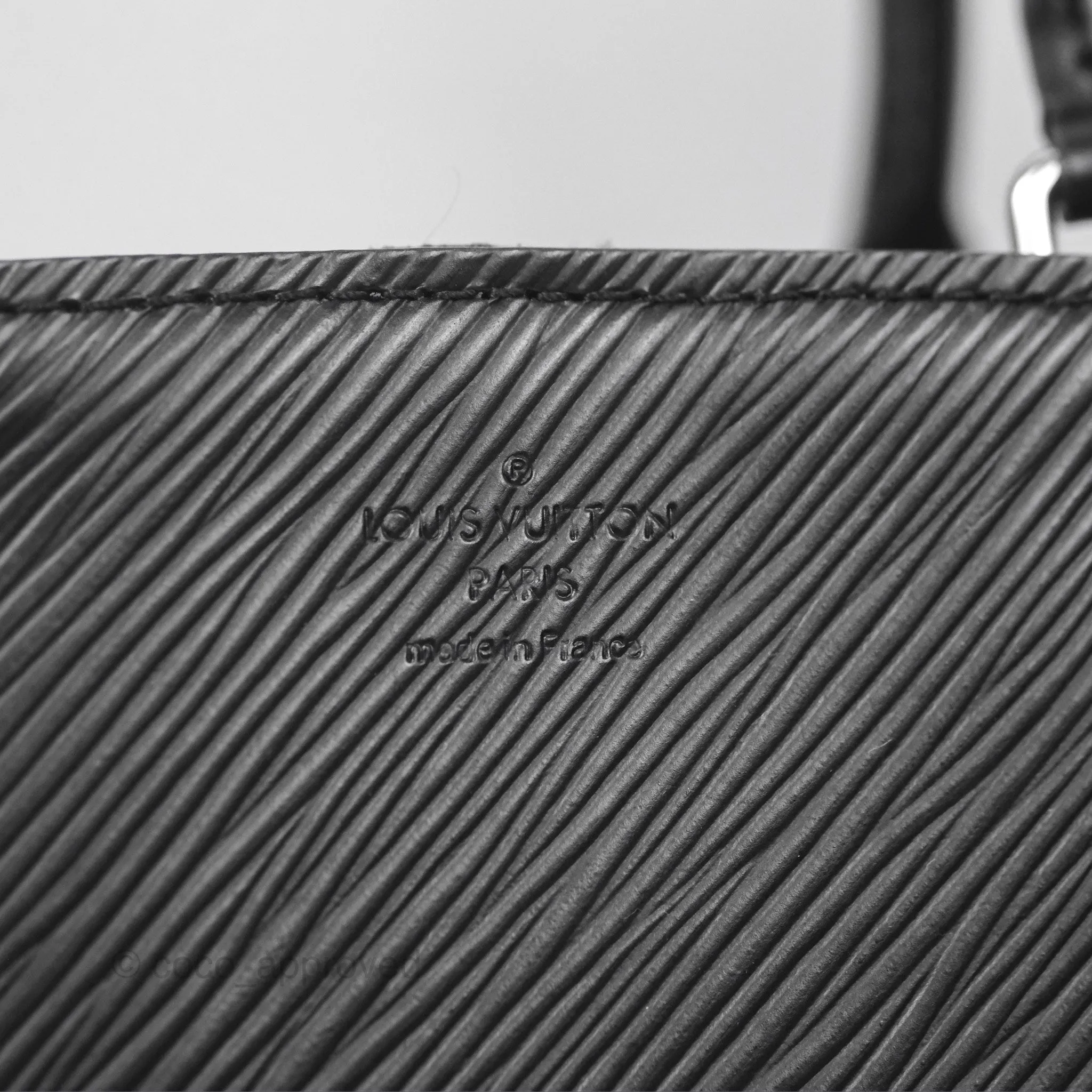 Louis Vuitton Marelle Tote BB Black