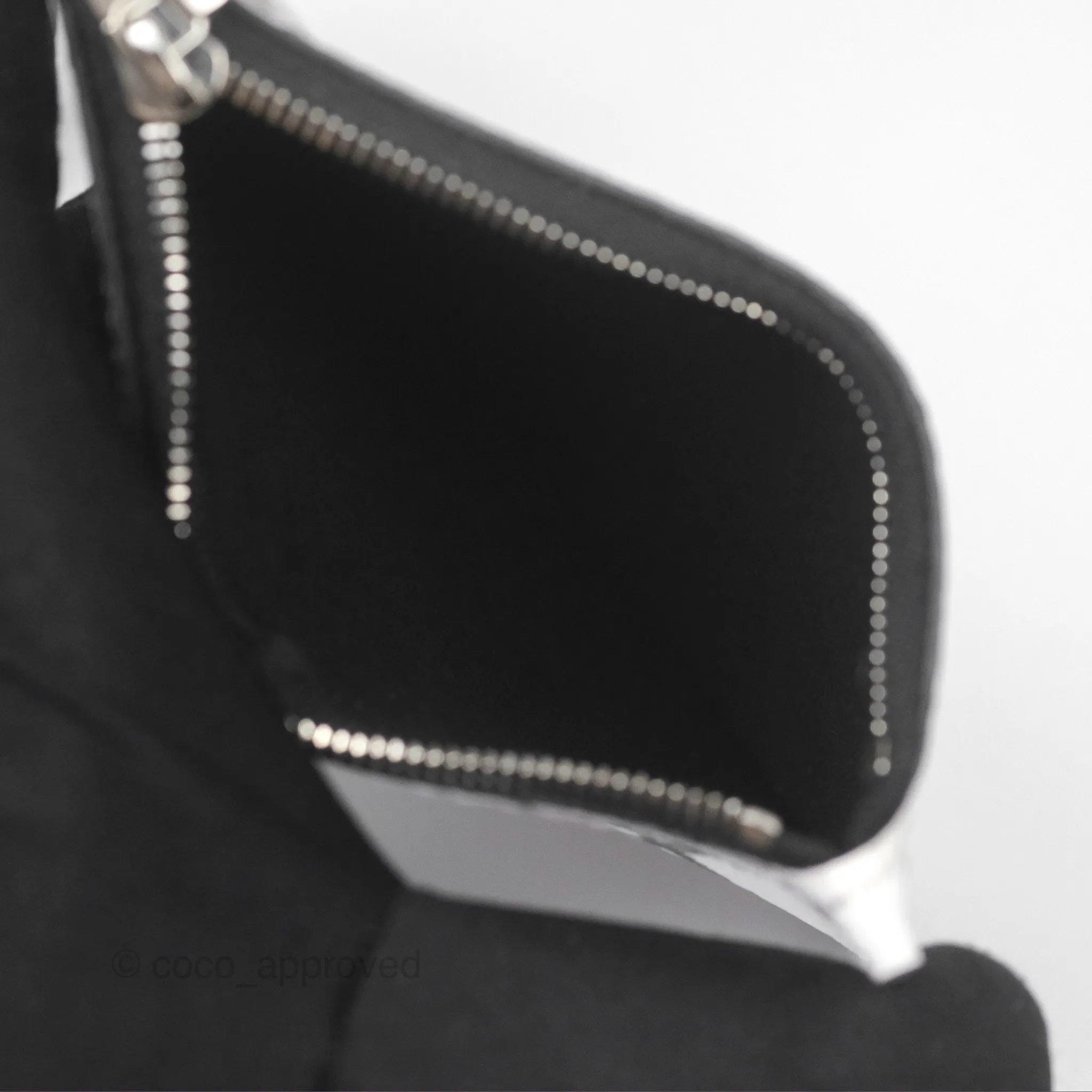 Louis Vuitton Marelle Tote BB Black