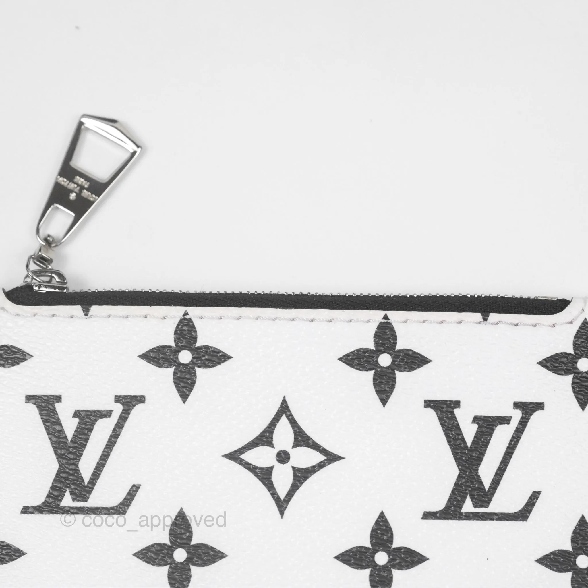 Louis Vuitton Marelle Tote BB Black