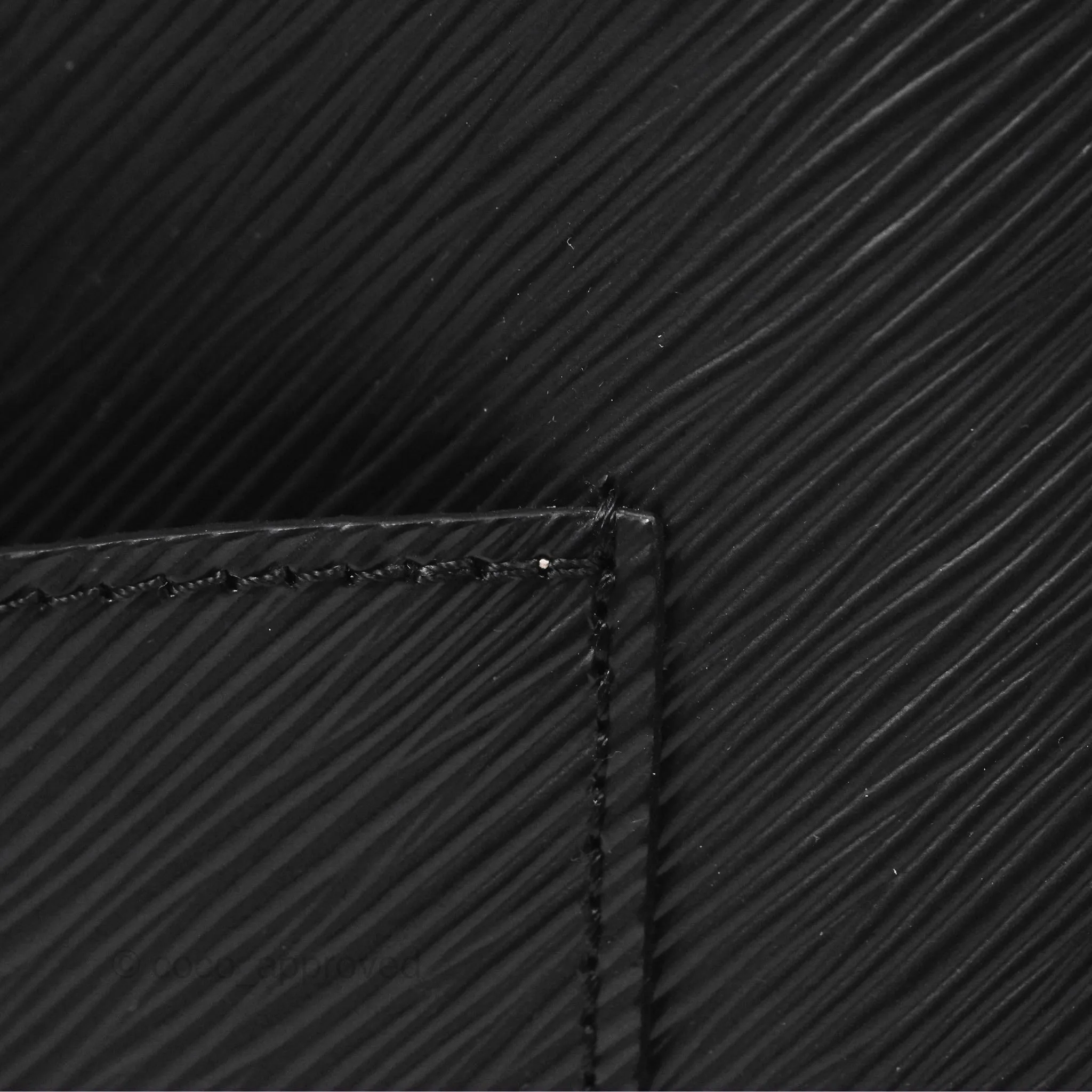 Louis Vuitton Marelle Tote BB Black