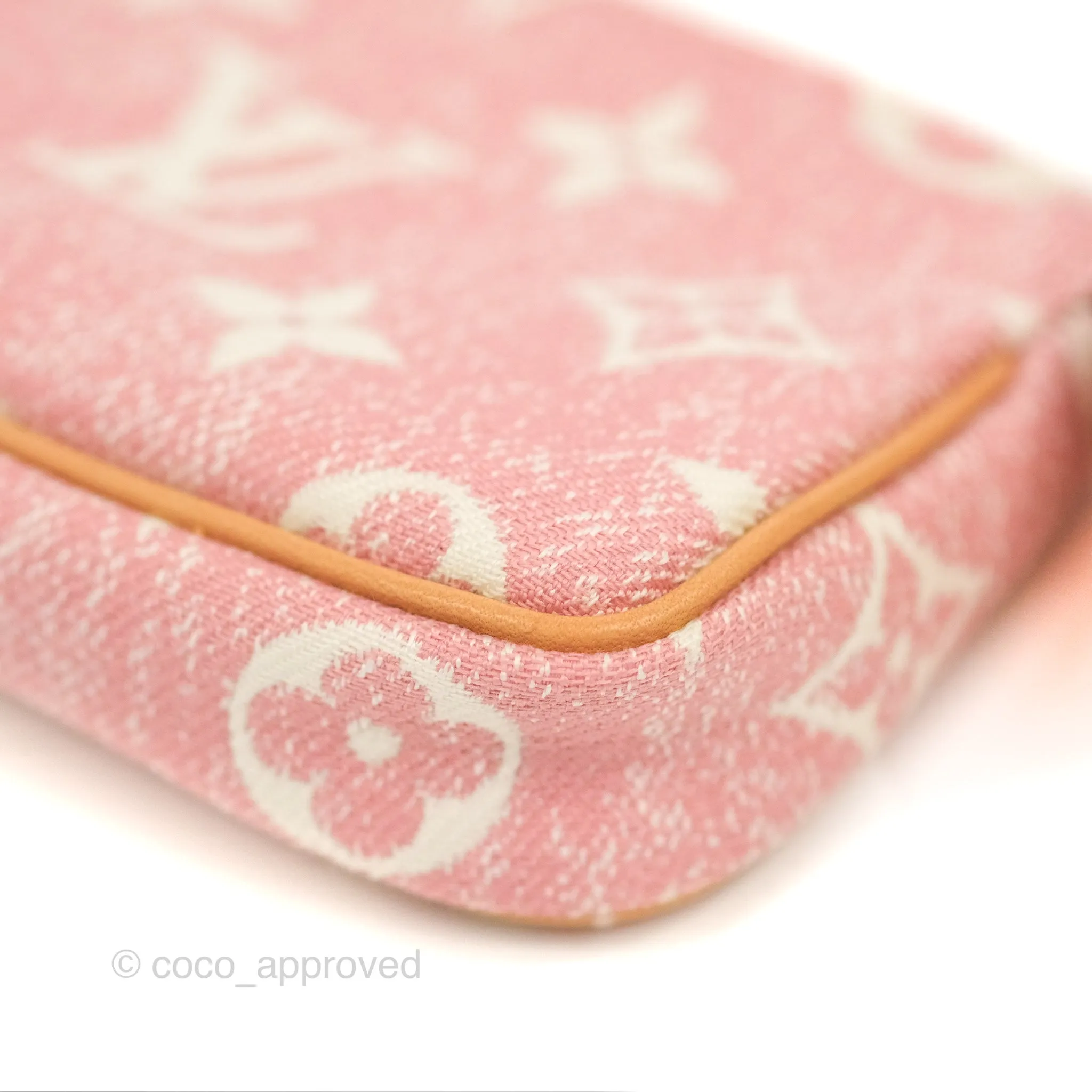 Louis Vuitton Micro Pochette Accessories Rose Denim