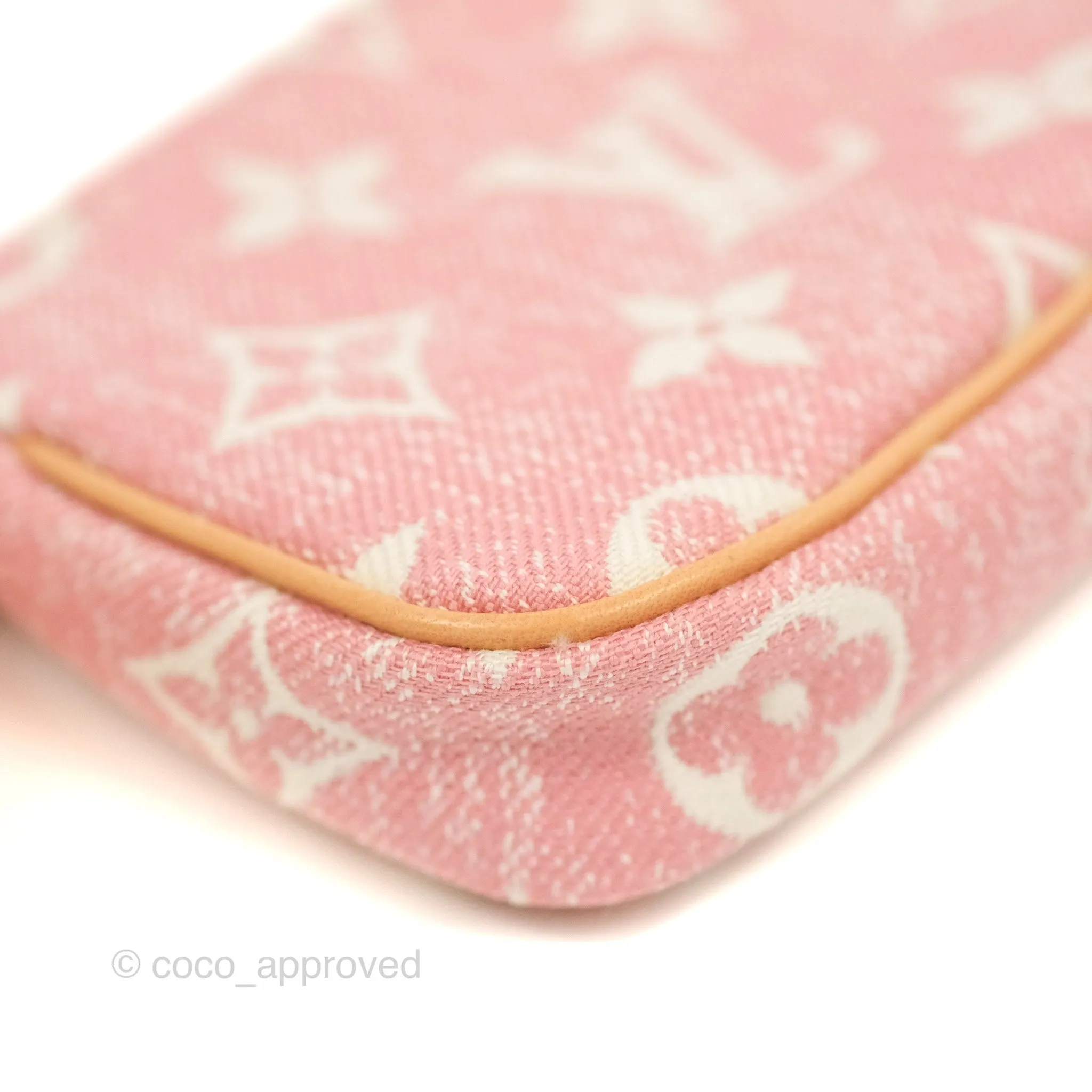 Louis Vuitton Micro Pochette Accessories Rose Denim