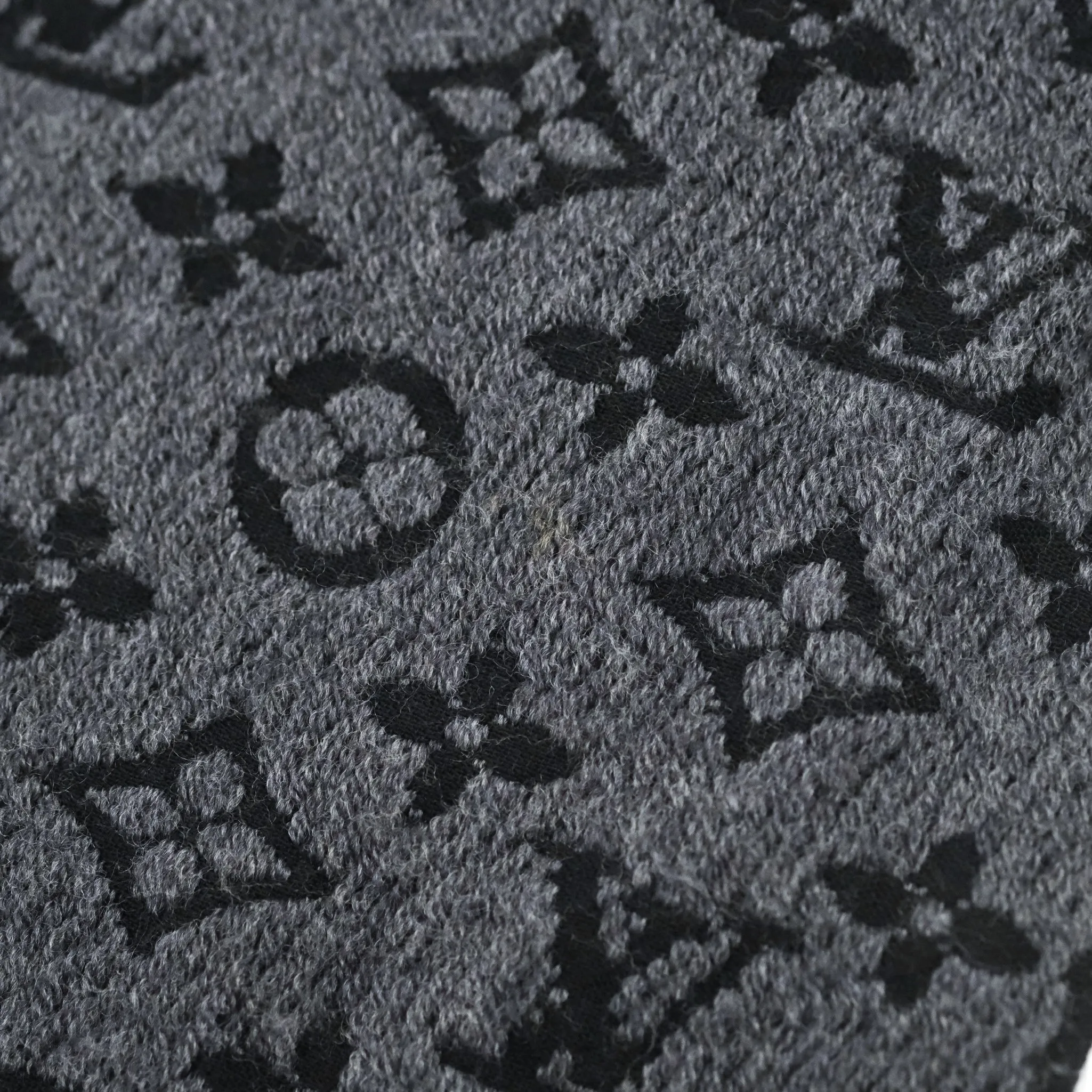 Louis Vuitton Monogram Classic Fringes Scarf Charcoal Grey
