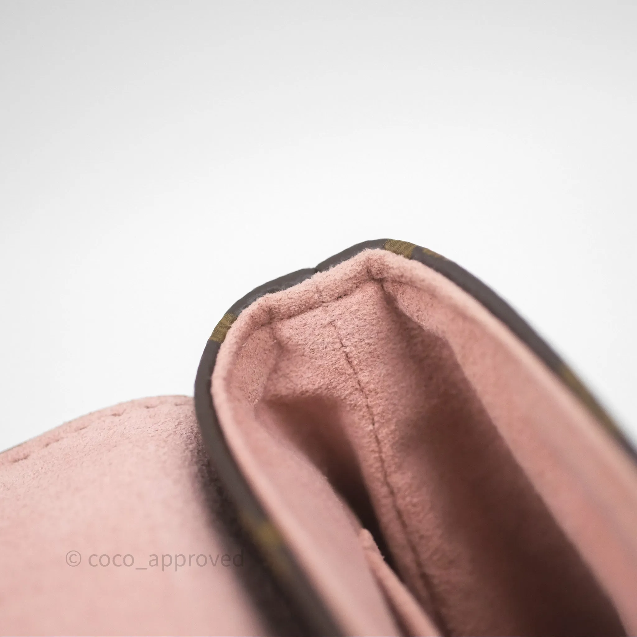 Louis Vuitton Monogram Locky BB Rose Poudre