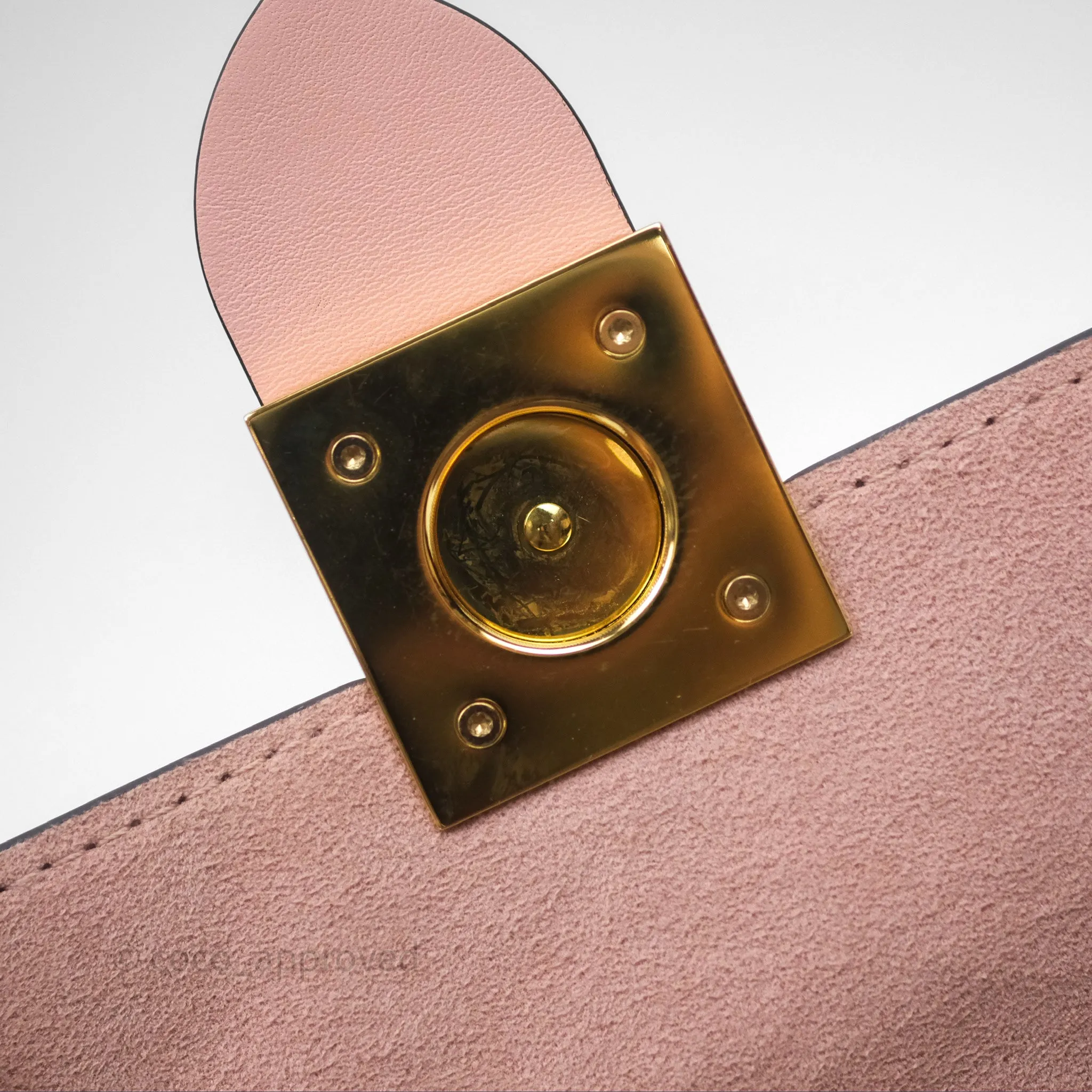 Louis Vuitton Monogram Locky BB Rose Poudre