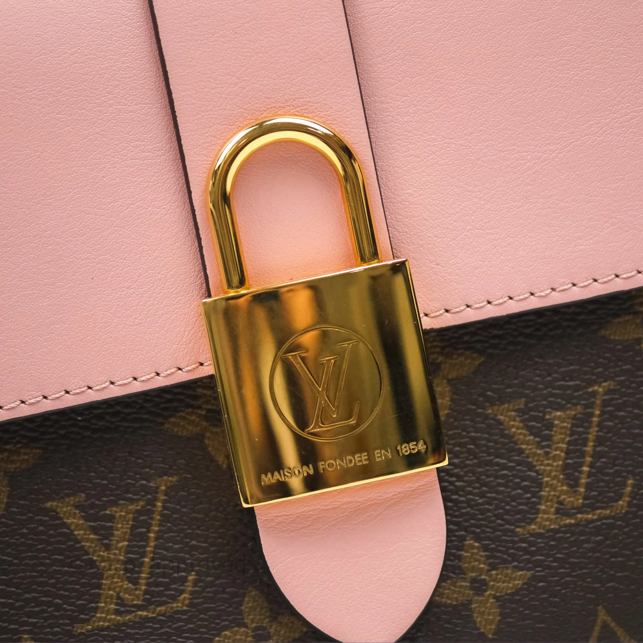 Louis Vuitton Monogram Locky BB Rose Poudre