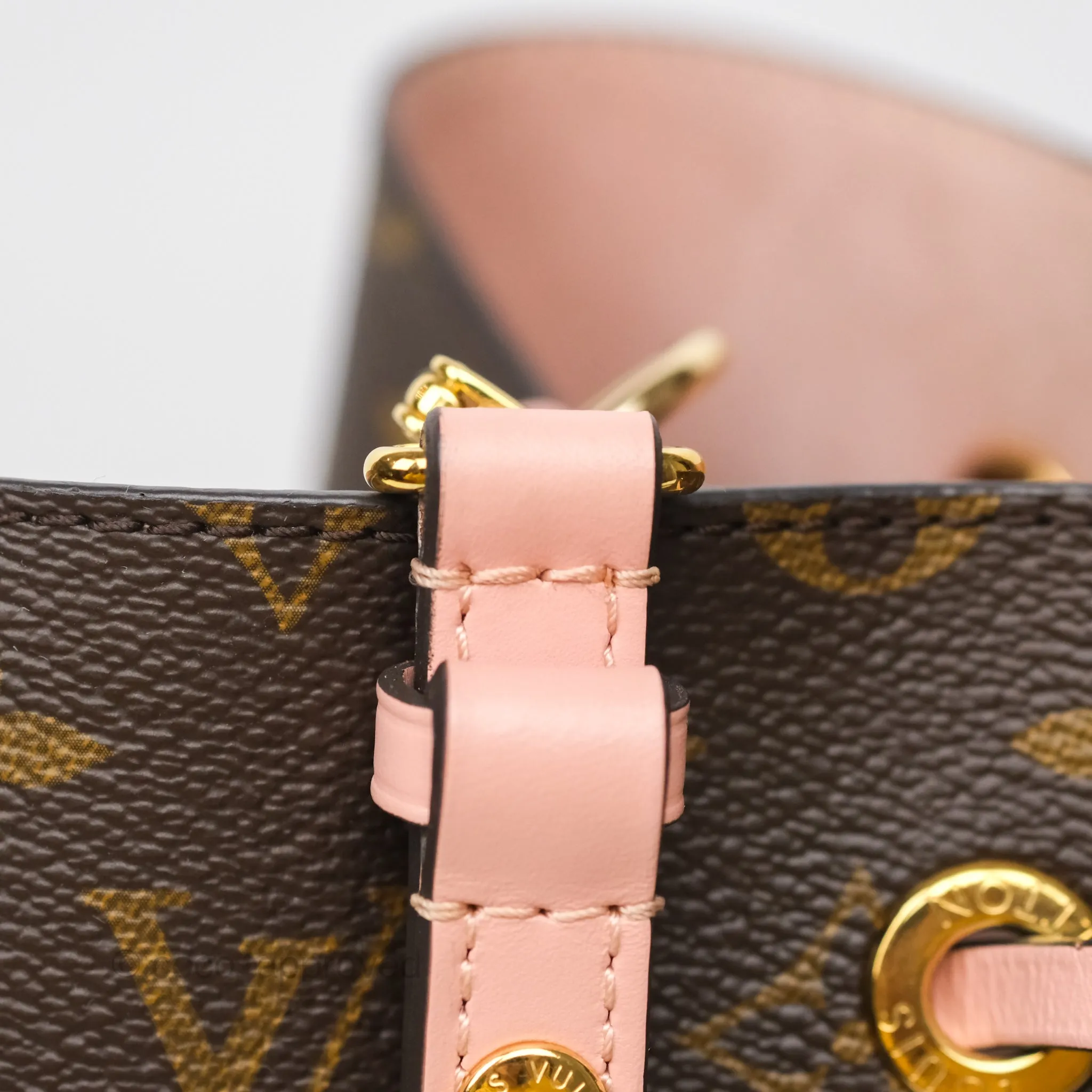 Louis Vuitton Neonoe MM Monogram Pink