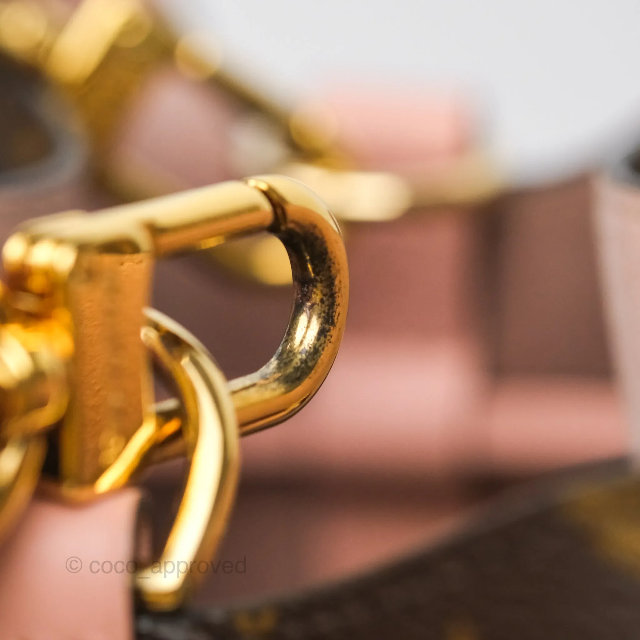 Louis Vuitton Neonoe MM Monogram Pink
