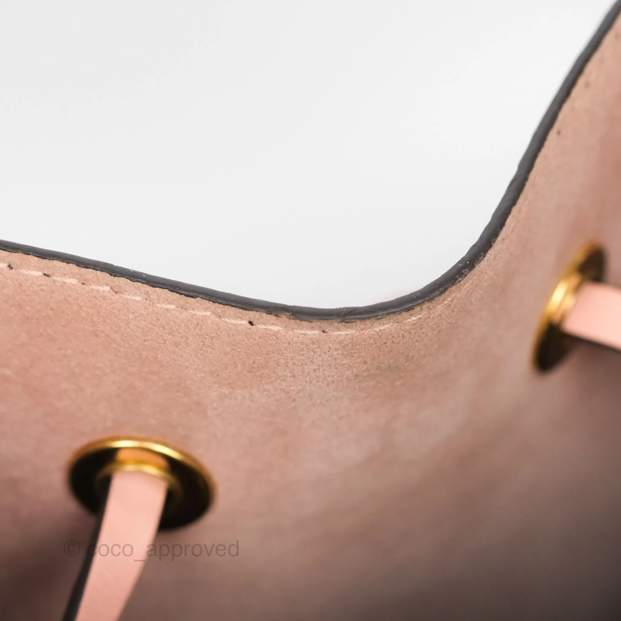 Louis Vuitton Neonoe MM Monogram Pink