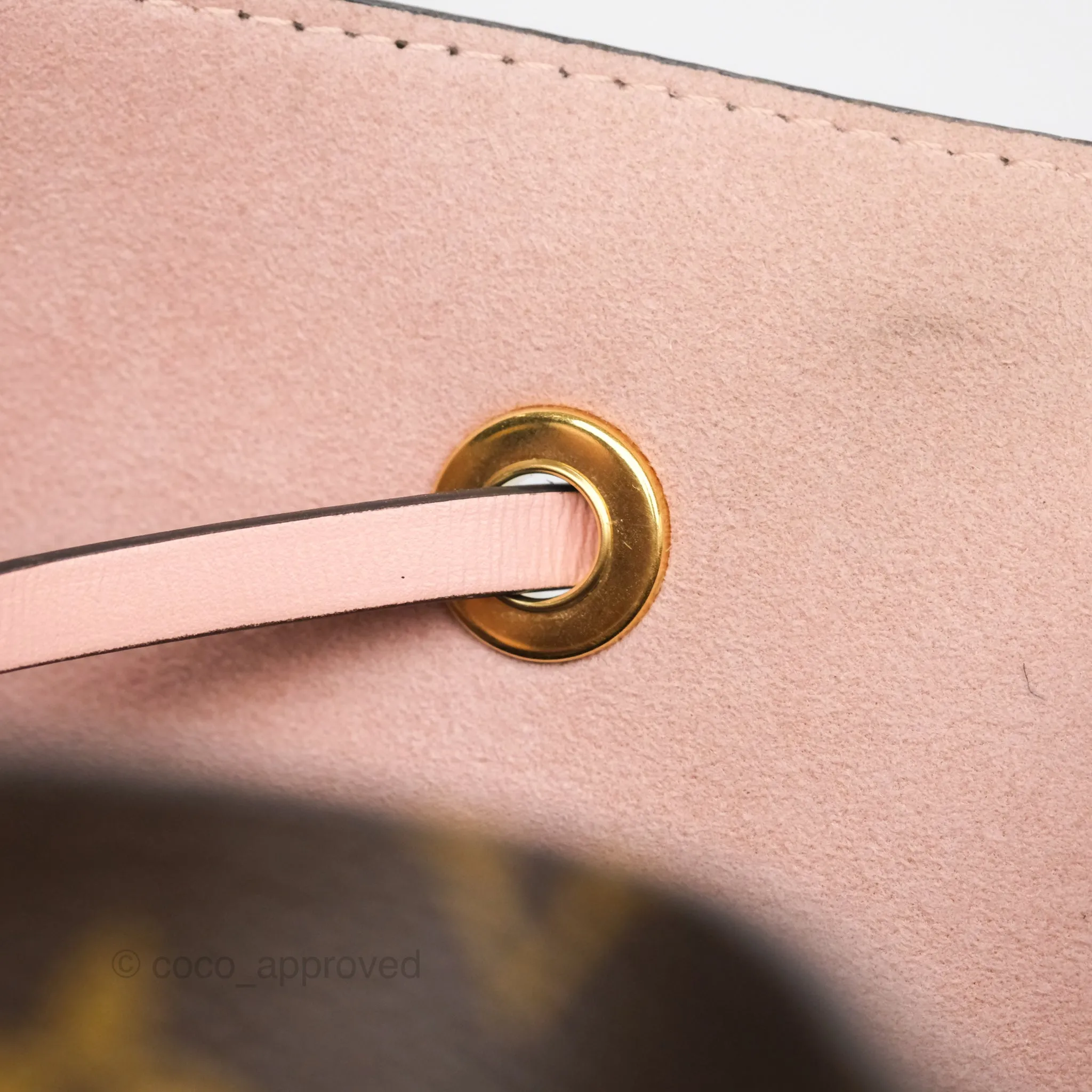 Louis Vuitton Neonoe MM Monogram Pink