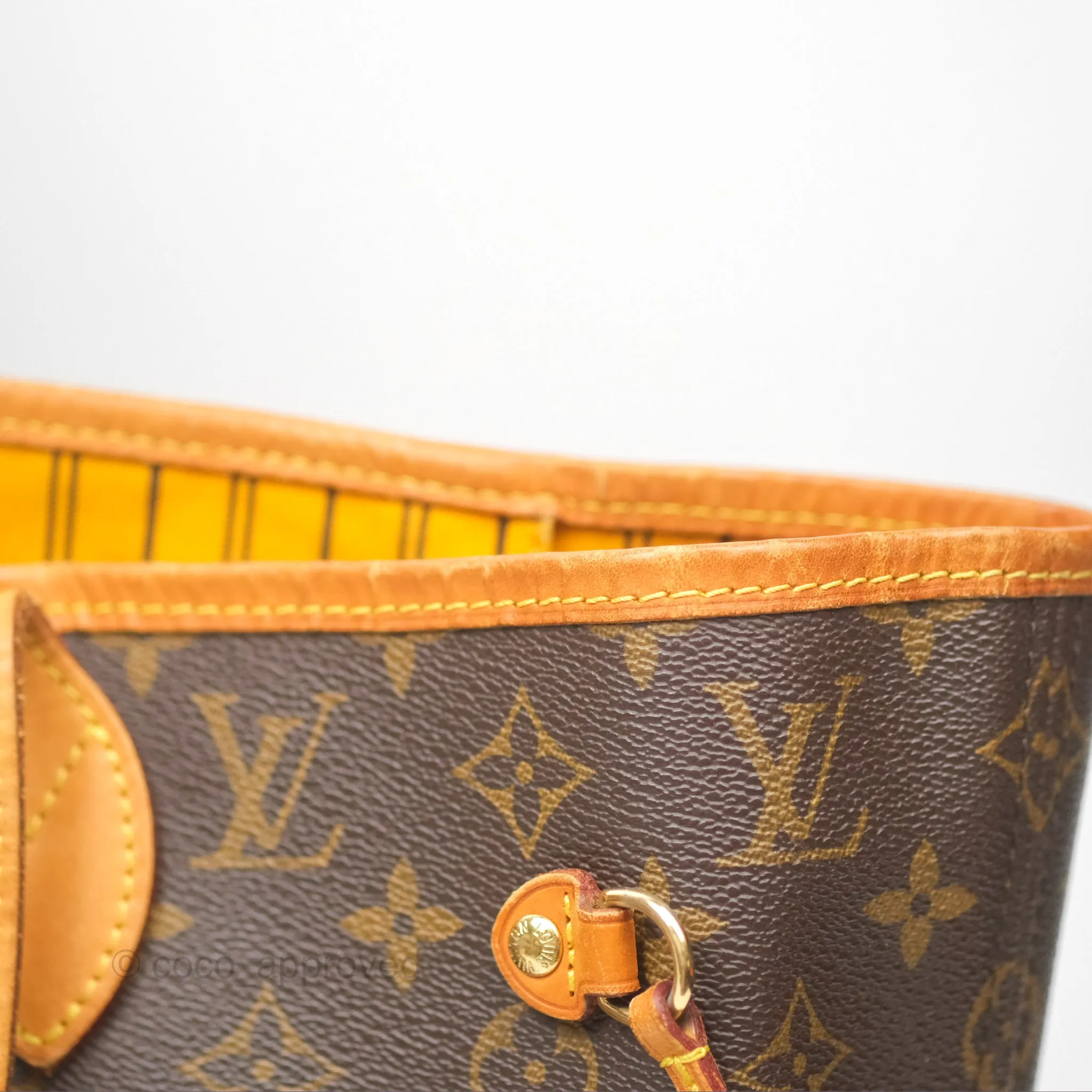 Louis Vuitton Neverfull MM Tote Bag Monogram Canvas