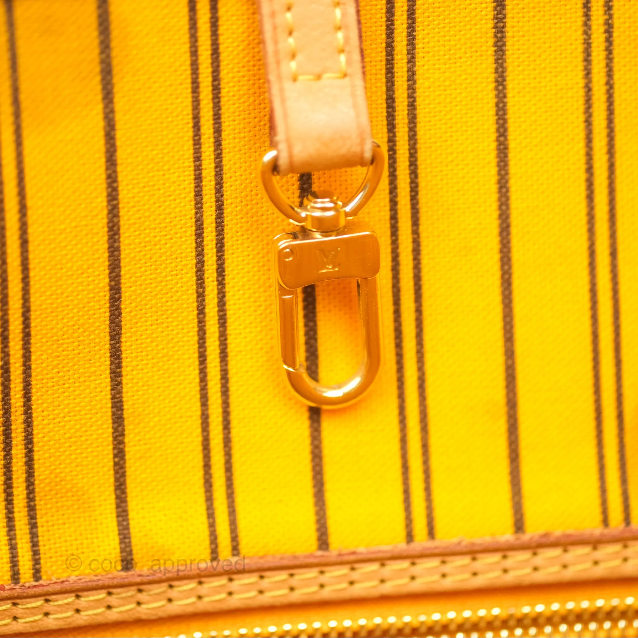 Louis Vuitton Neverfull MM Tote Bag Monogram Canvas