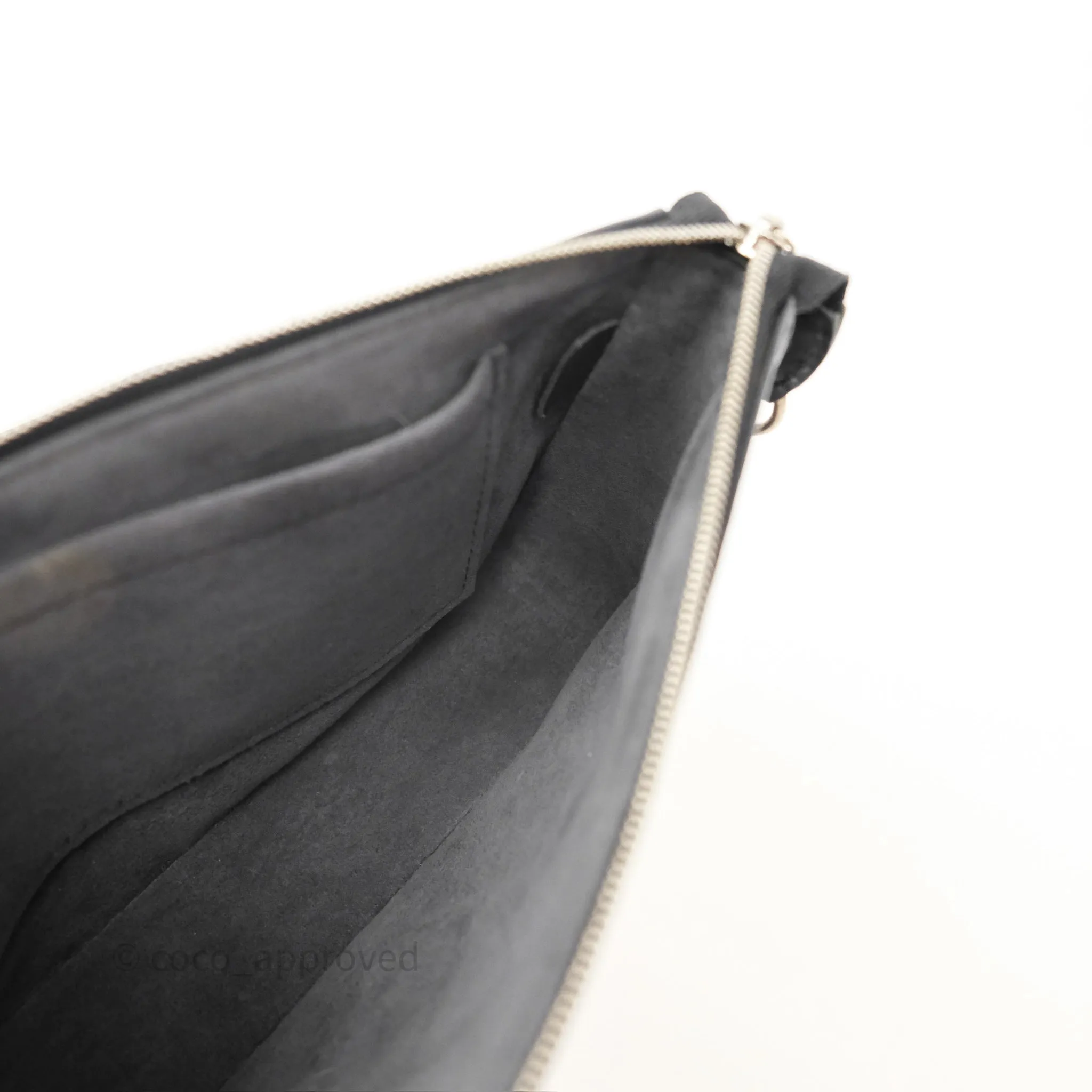 Louis Vuitton Pochette Black Epi