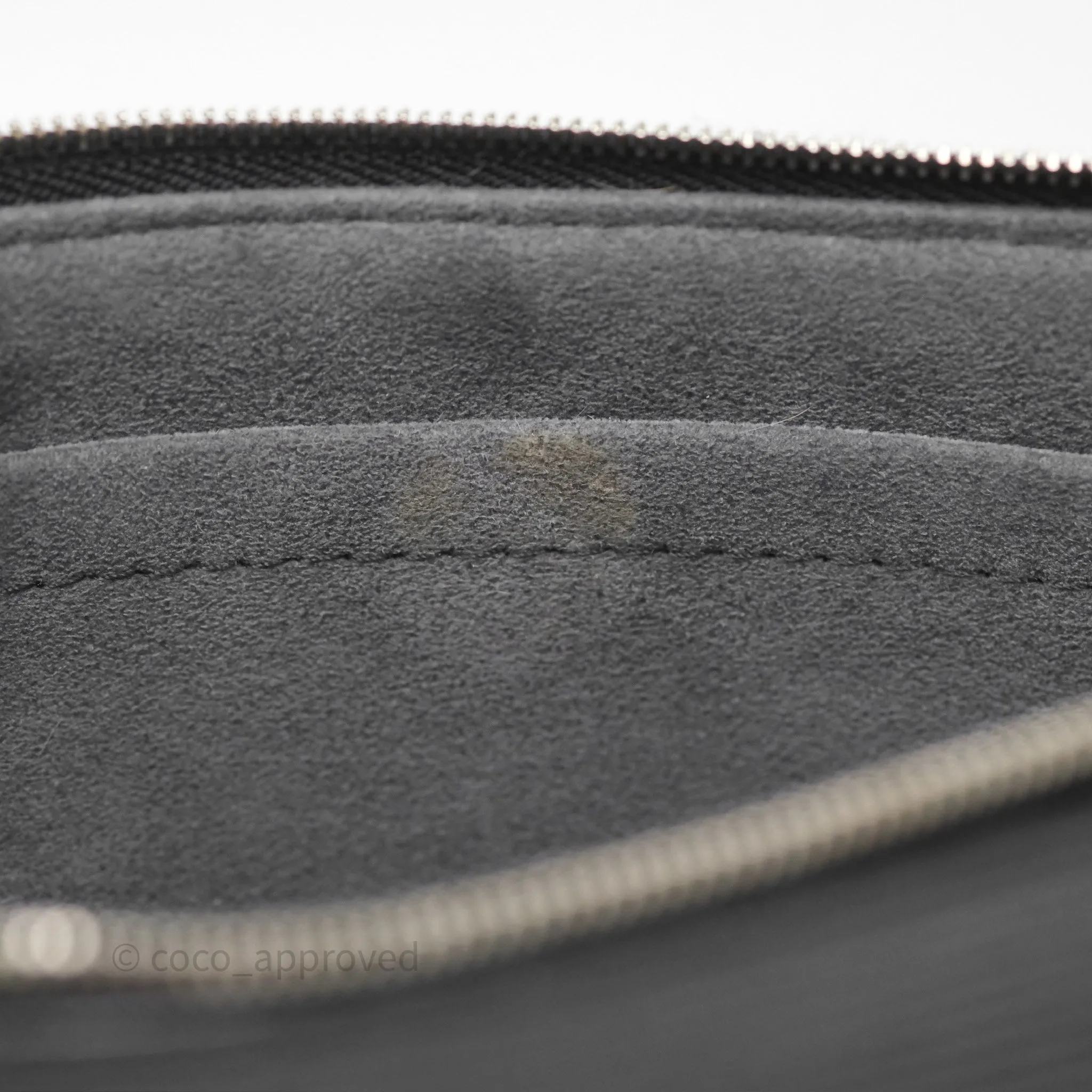 Louis Vuitton Pochette Black Epi