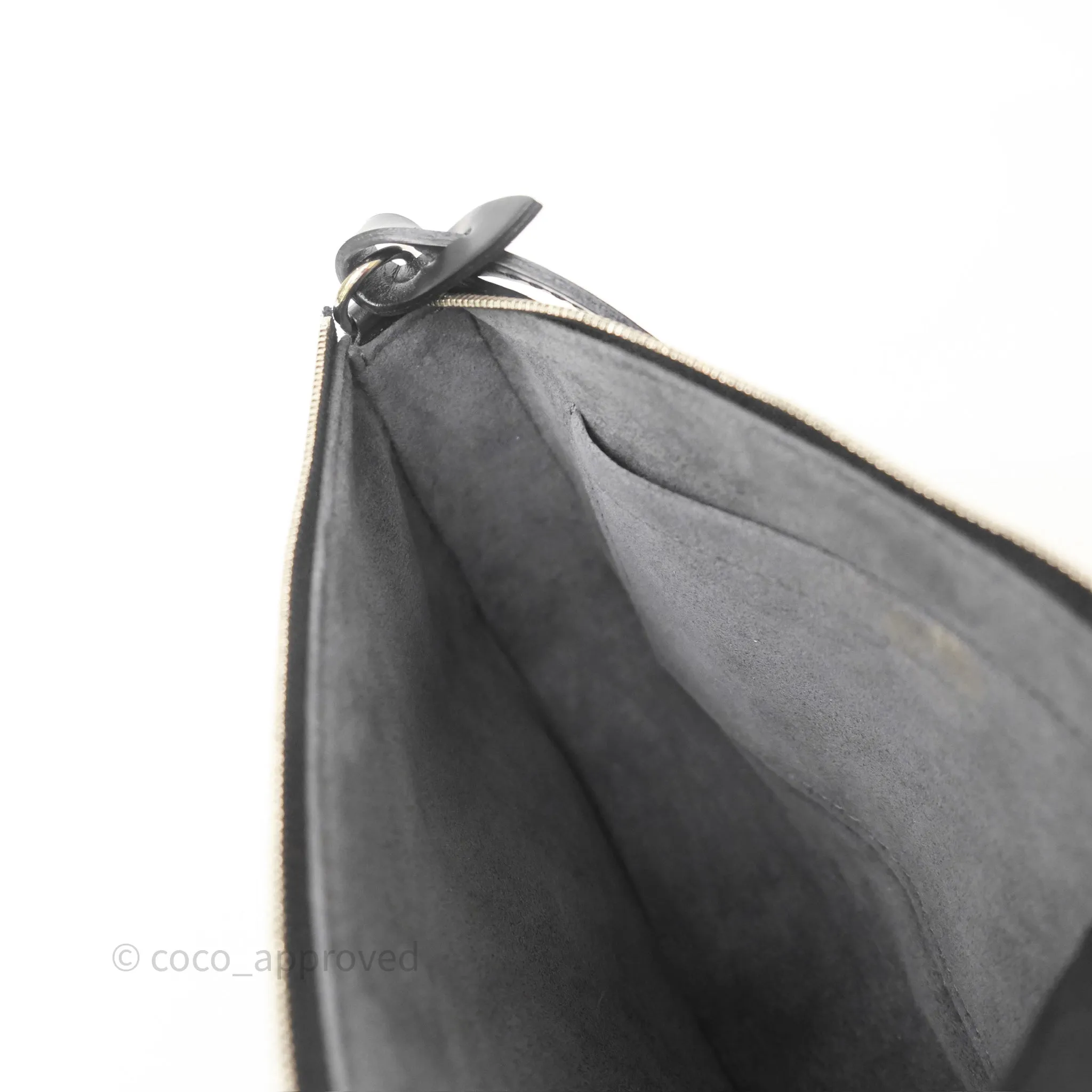 Louis Vuitton Pochette Black Epi