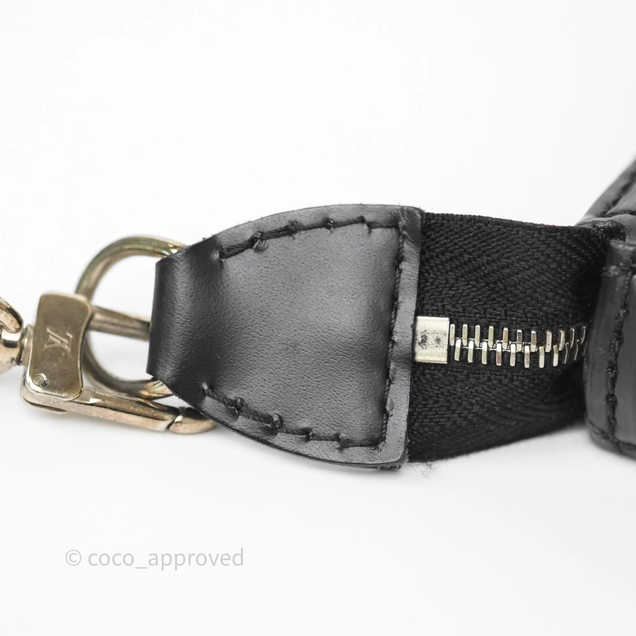 Louis Vuitton Pochette Black Epi