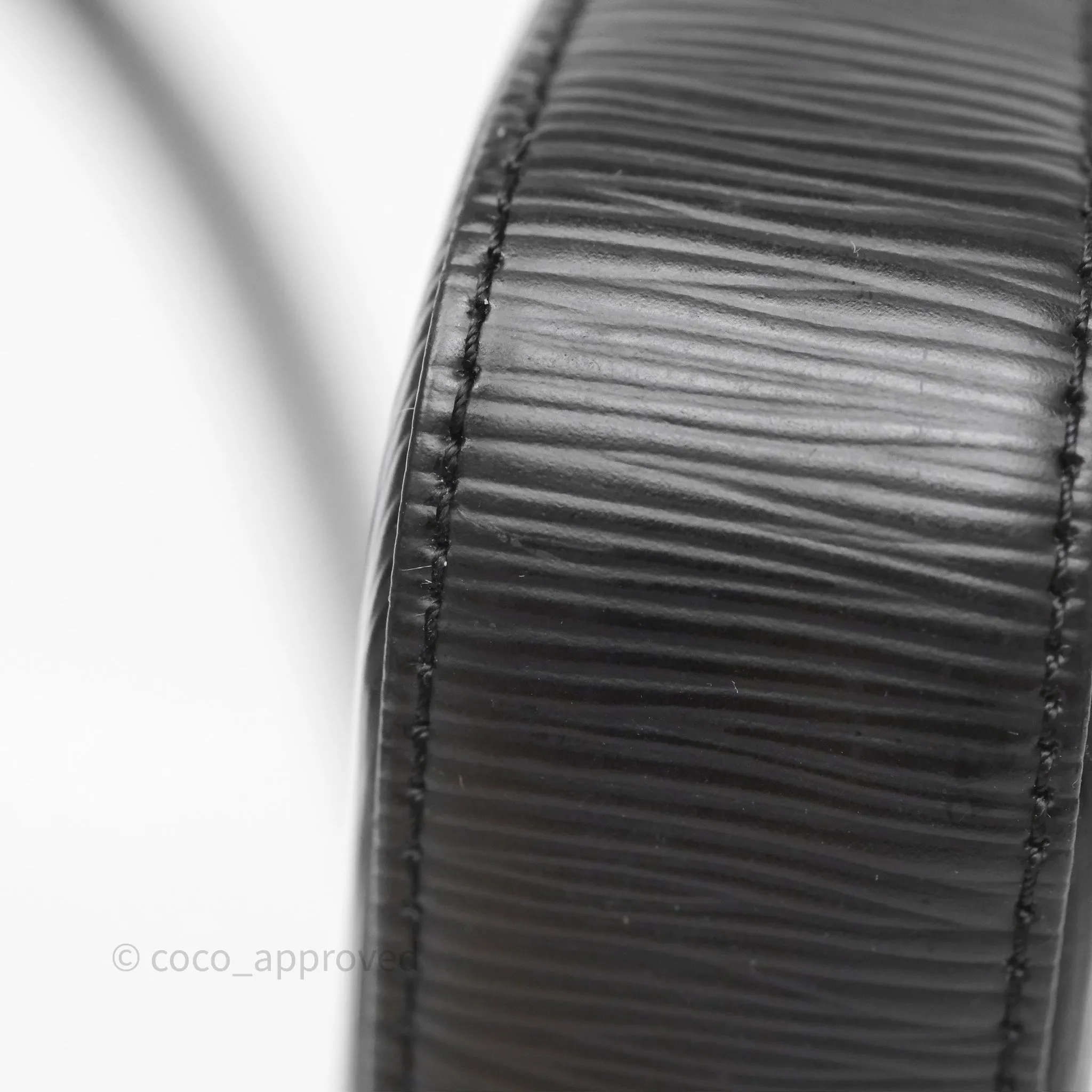 Louis Vuitton Pochette Black Epi