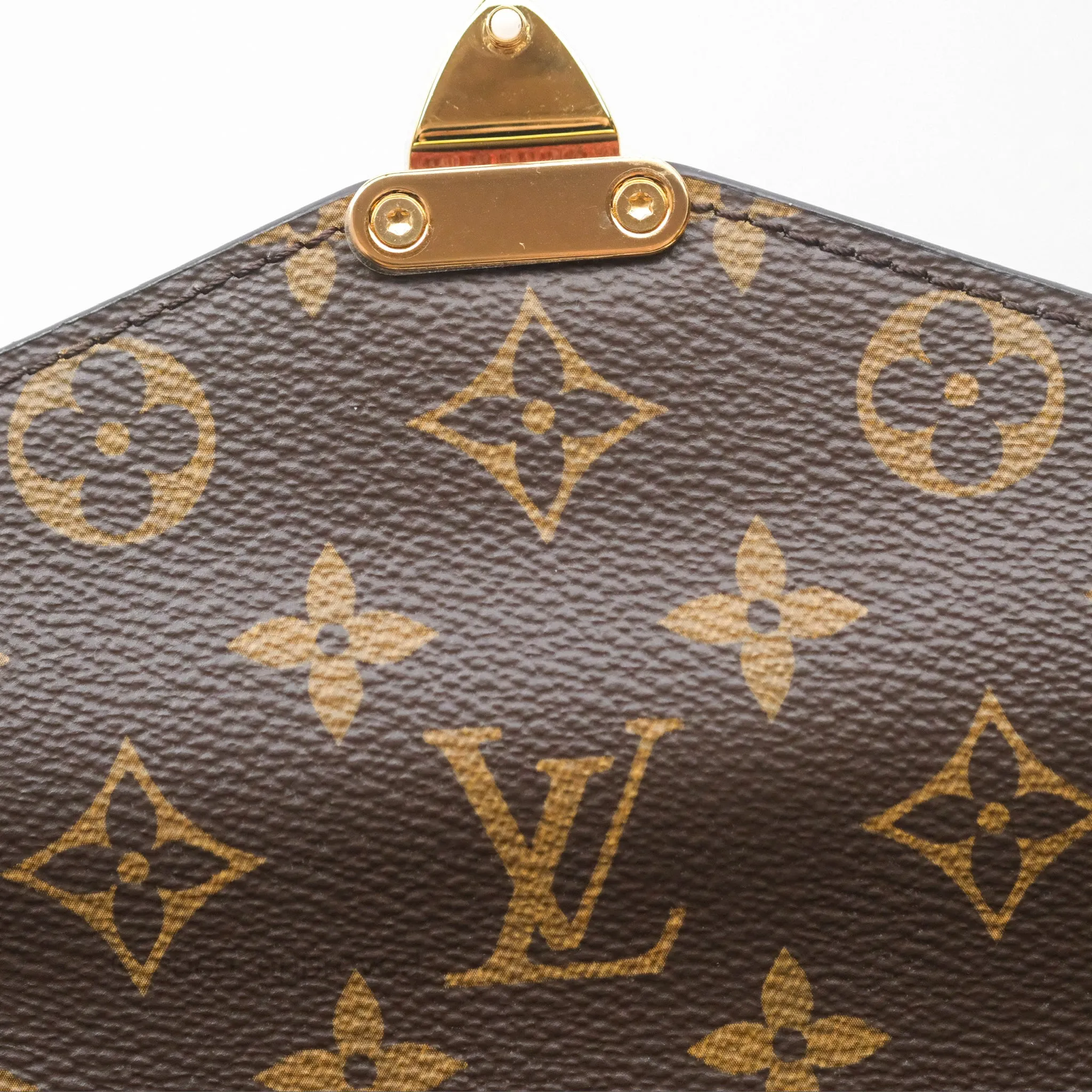 Louis Vuitton Pochette Metis Monogram Canvas