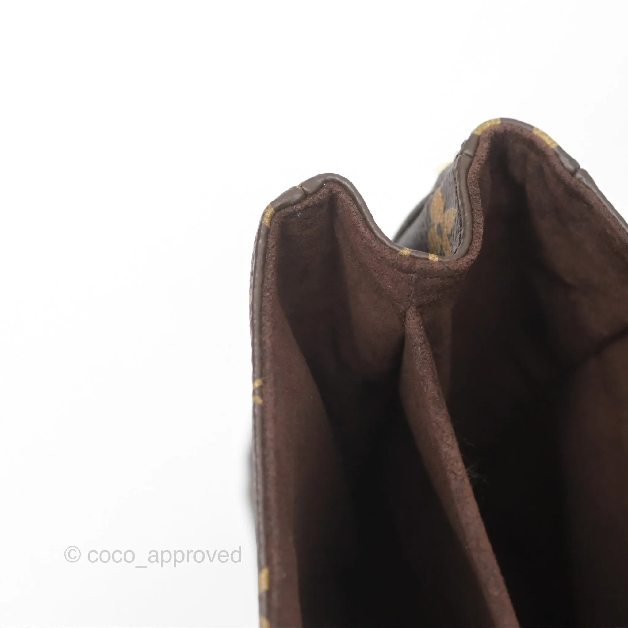 Louis Vuitton Pochette Metis Monogram Canvas