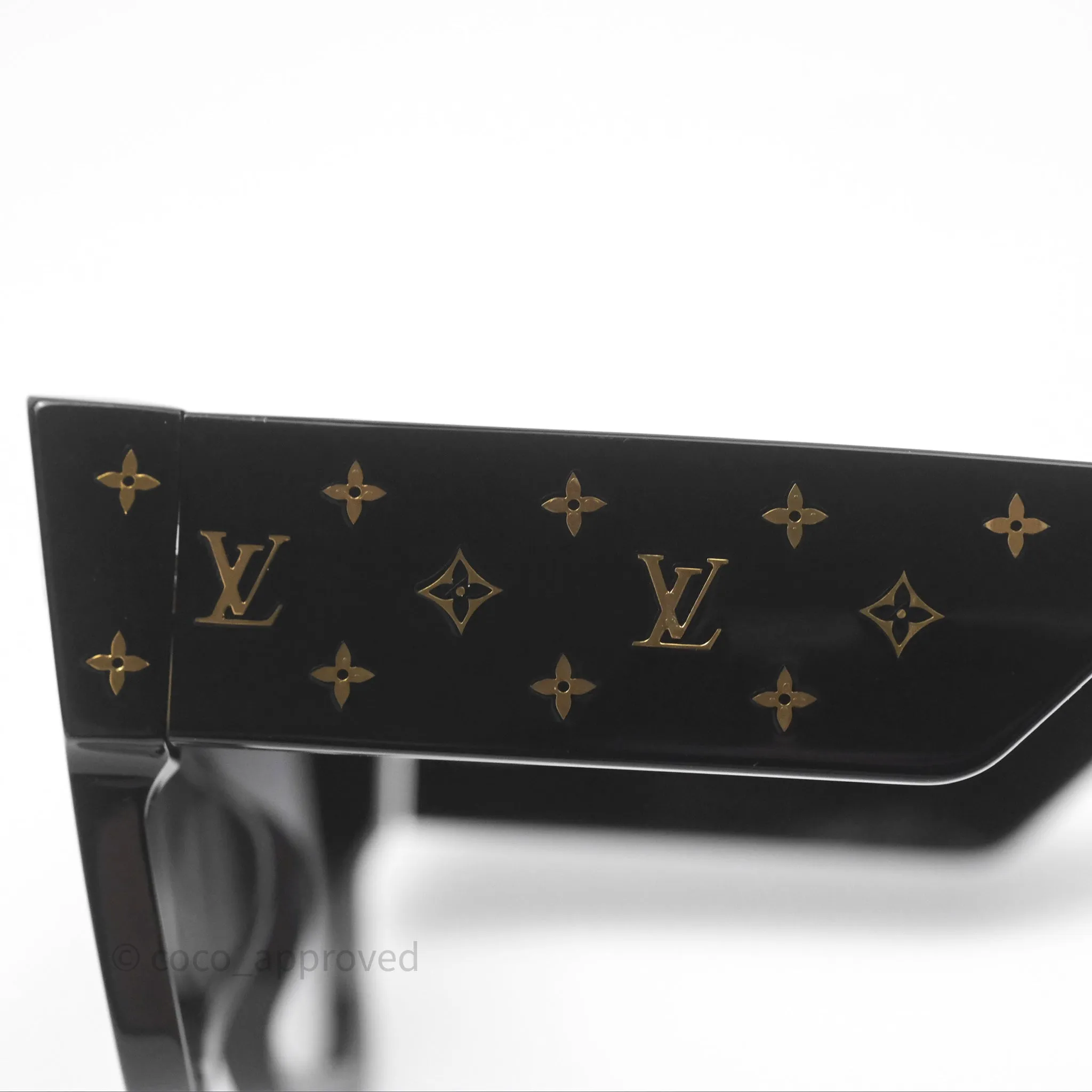 Louis Vuitton Rendez-Vous Square Sunglasses Black