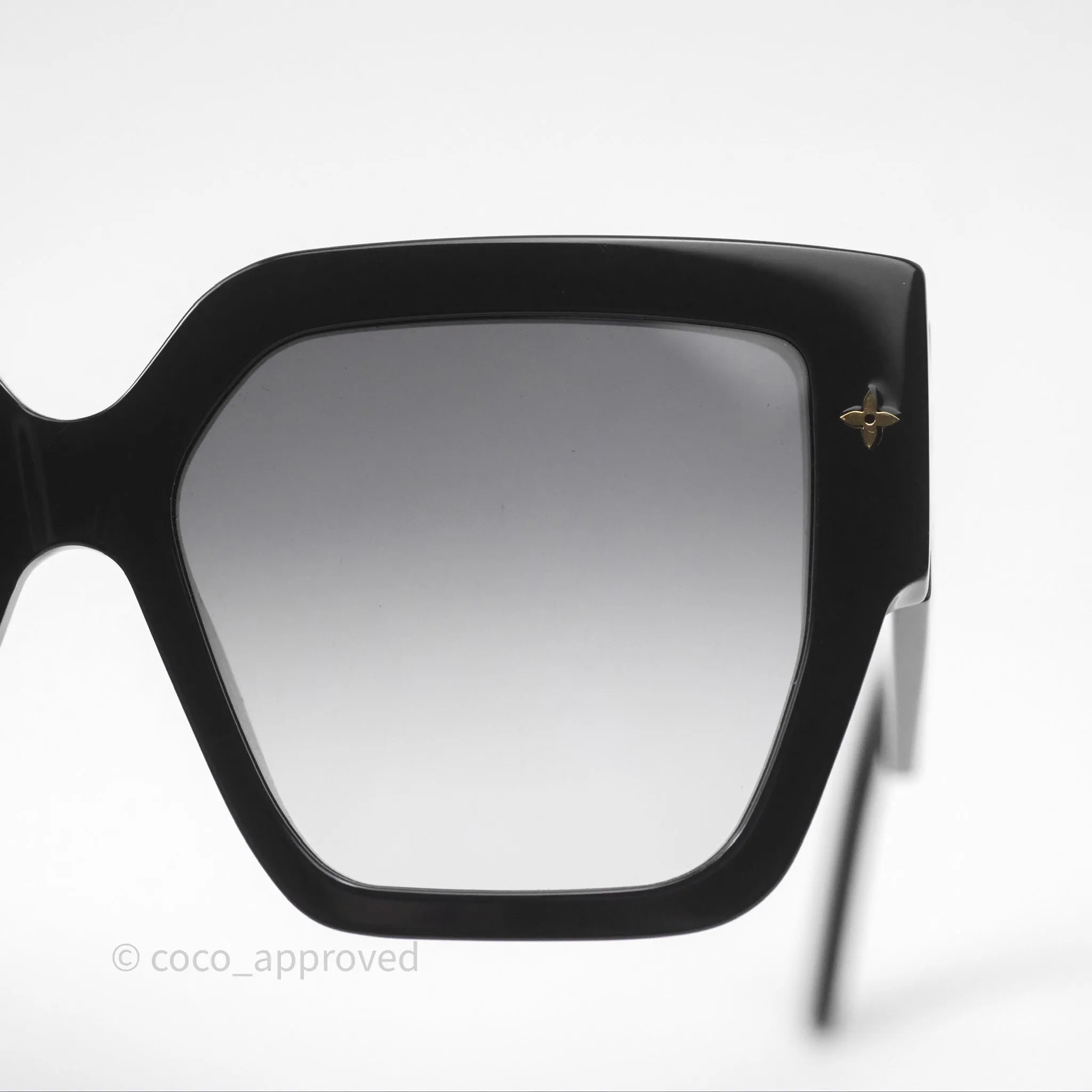 Louis Vuitton Rendez-Vous Square Sunglasses Black