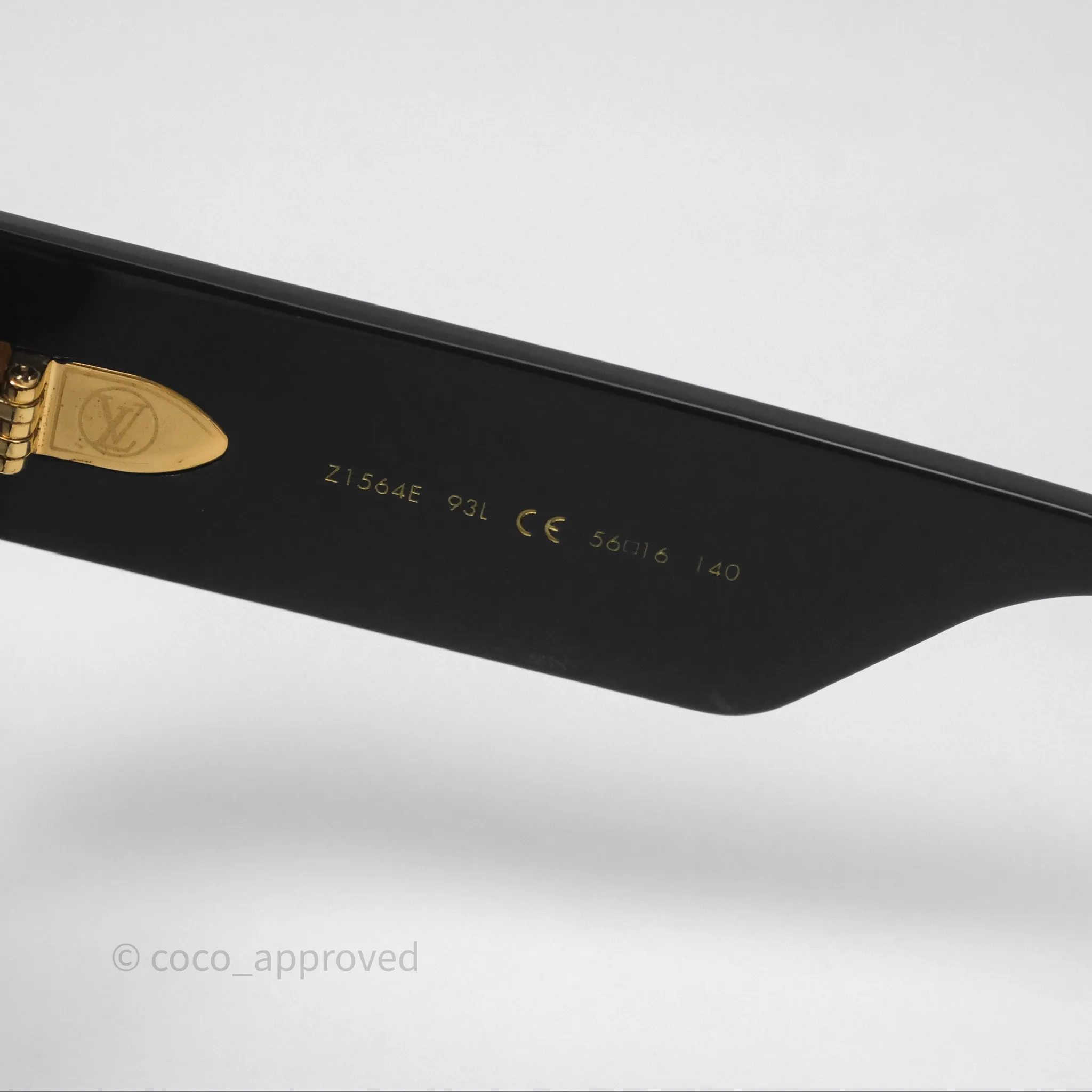 Louis Vuitton Rendez-Vous Square Sunglasses Black