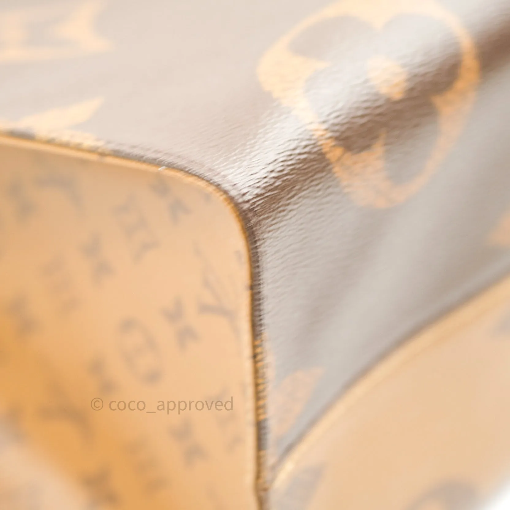 Louis Vuitton Reverse Monogram Giant Onthego GM