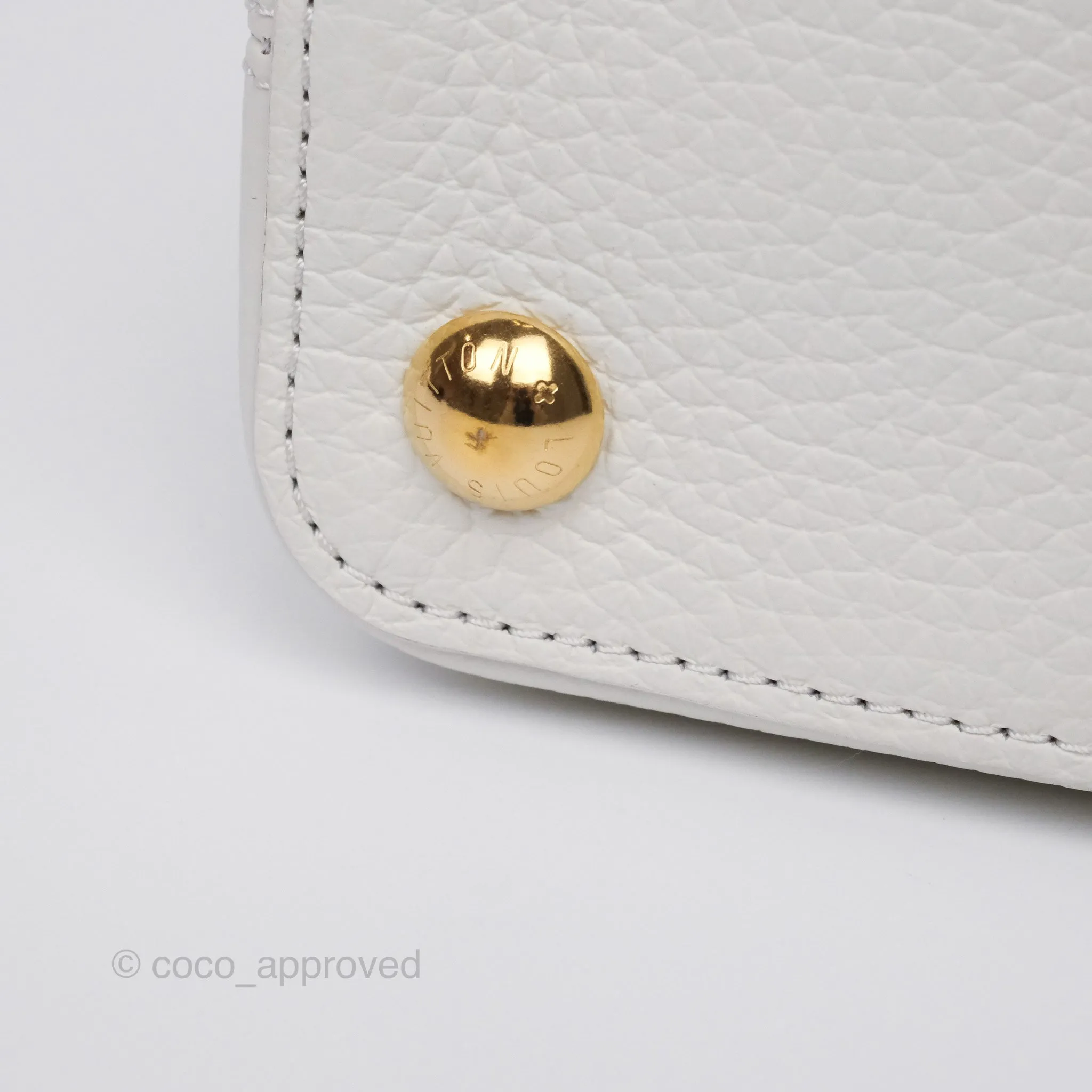 Louis Vuitton Taurillon Capucines BB Snow